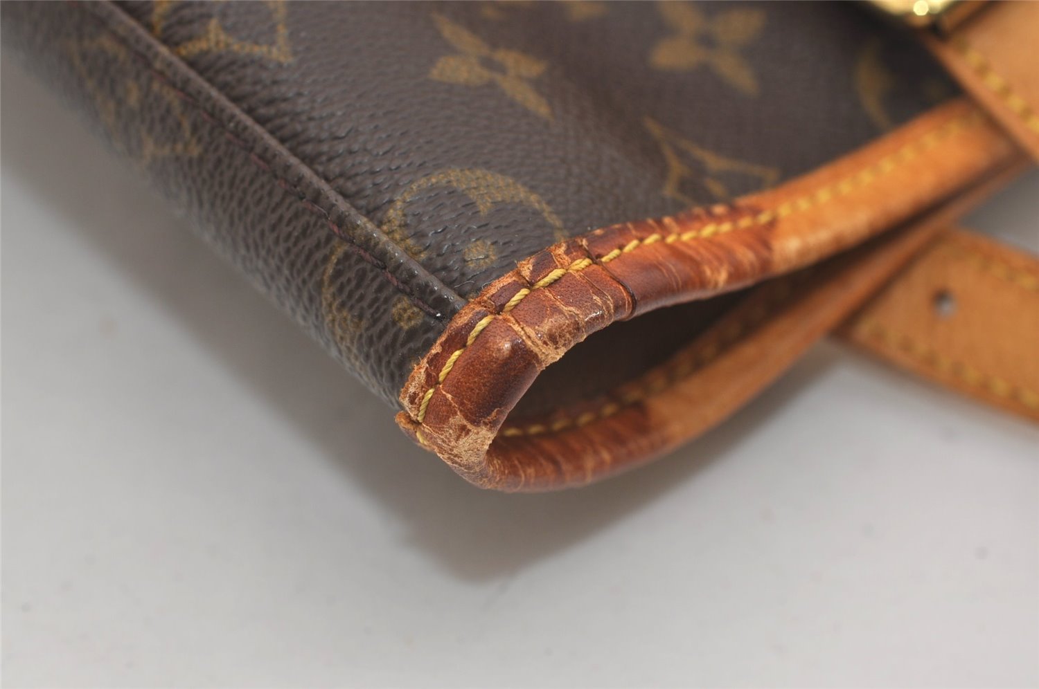 Authentic Louis Vuitton Monogram Bucket GM Shoulder Tote Bag M42236 LV 6219J