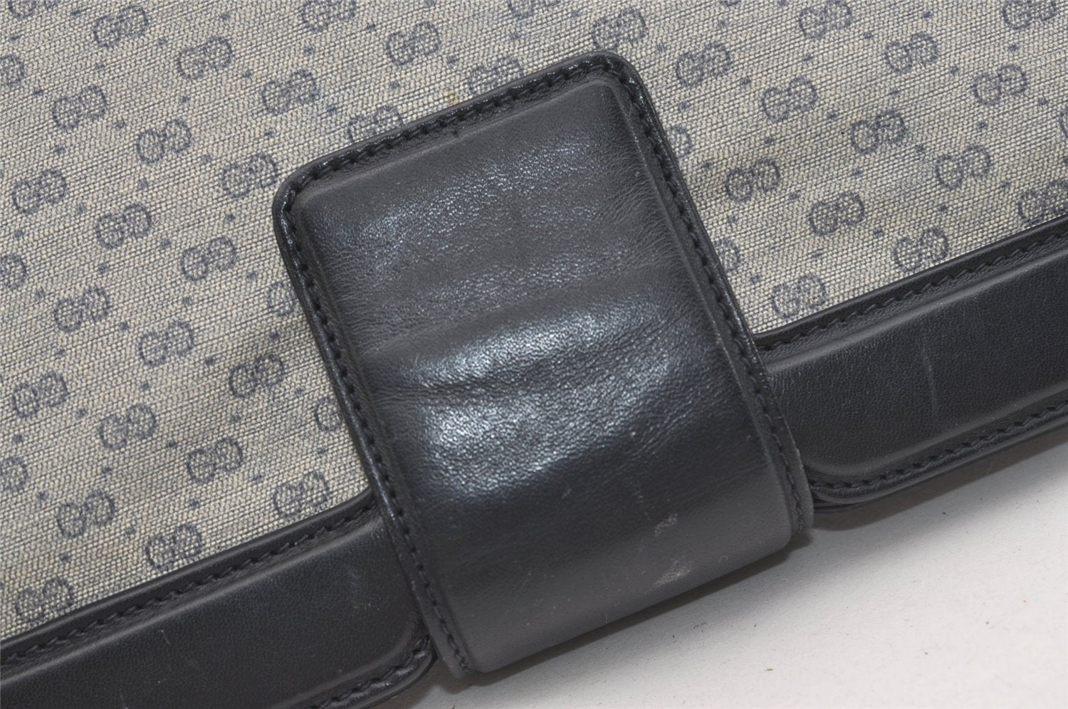 Authentic GUCCI Micro GG PVC Leather Shoulder Cross Body Bag Navy Junk 6222J