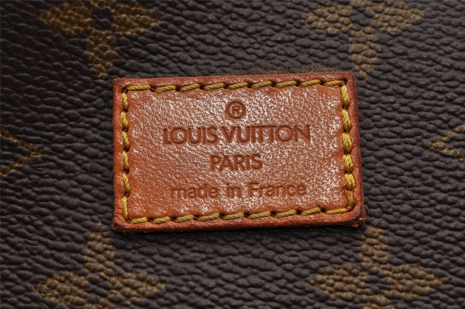 Authentic Louis Vuitton Monogram Saumur 30 Shoulder Cross Bag M42256 LV 6228I