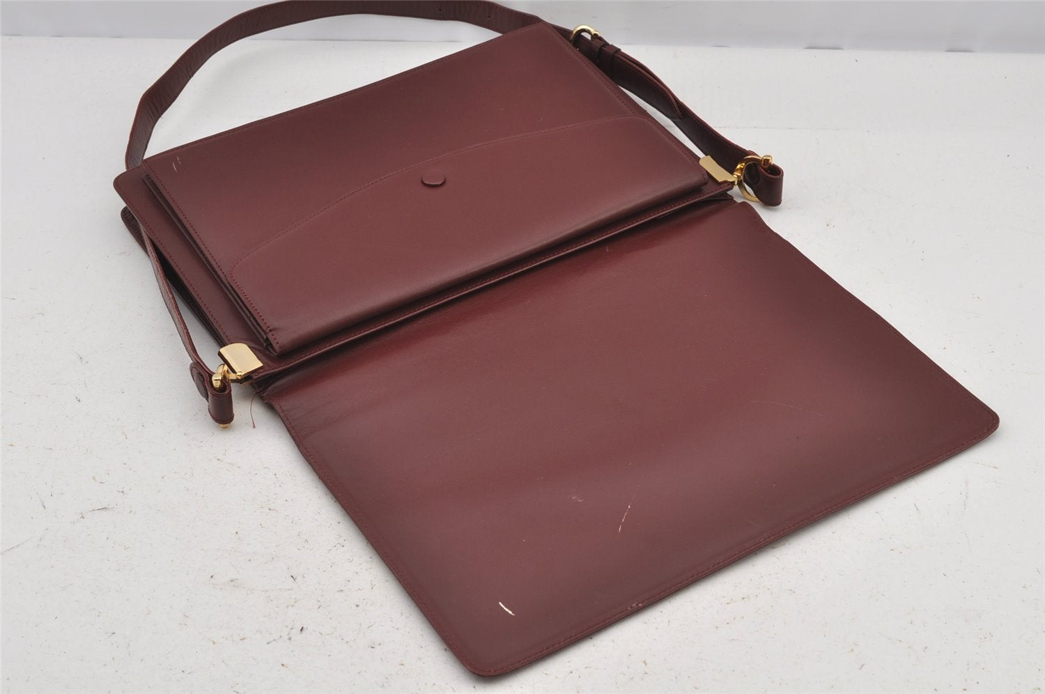 Authentic Cartier Must de Cartier Leather Shoulder Bag Bordeaux Red Junk 6228J