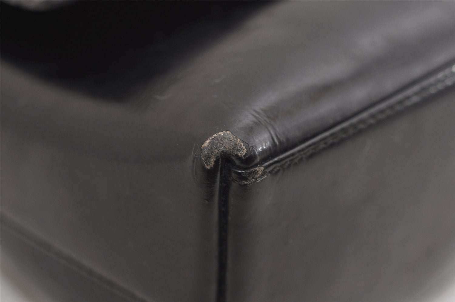 Authentic GUCCI Vintage Shoulder Bag Purse Enamel Black 6232J