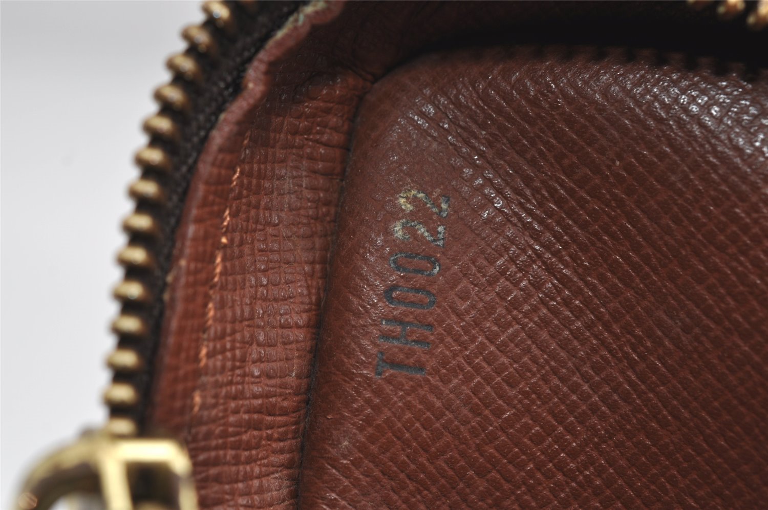 Authentic Louis Vuitton Monogram Amazone Shoulder Cross Body Bag M45236 LV 6234I