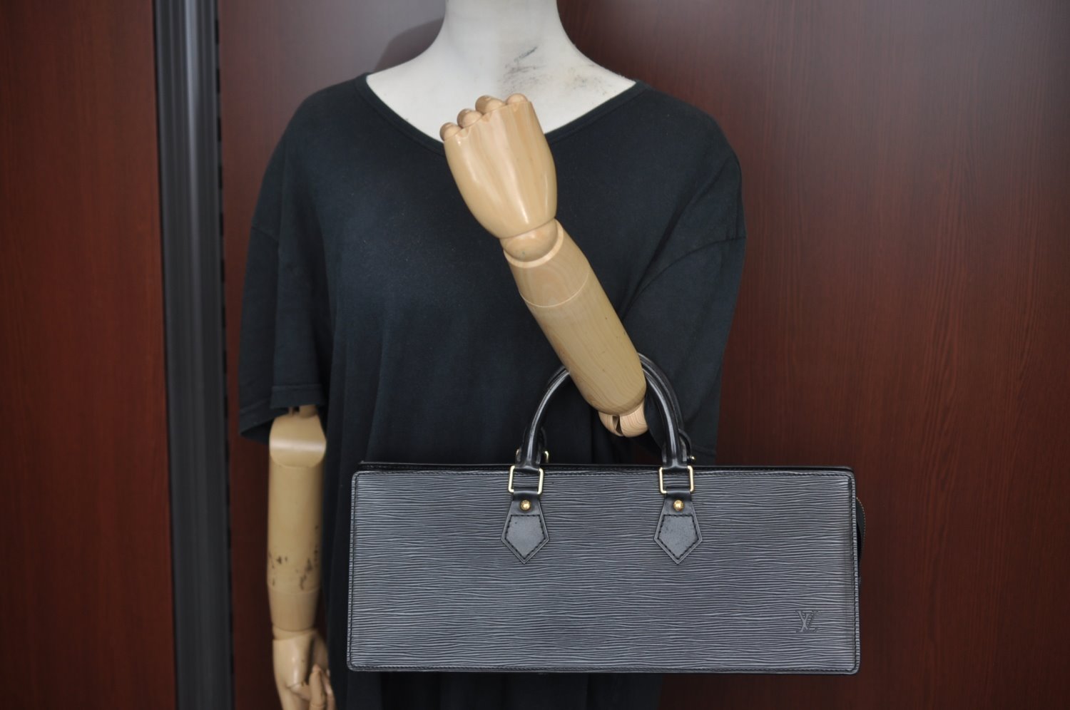 Authentic Louis Vuitton Epi Sac Triangle Hand Bag Black M52092 LV 6257I