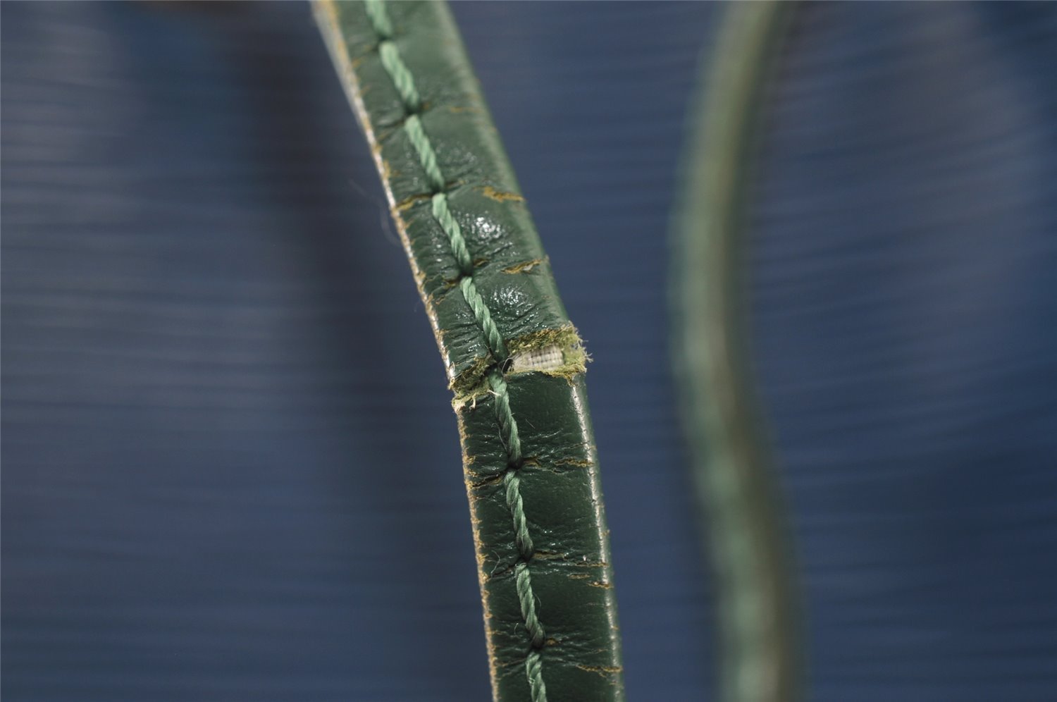 Authentic Louis Vuitton Epi Noe Bi-color Blue x Green Drawstring Bag LV 6261I