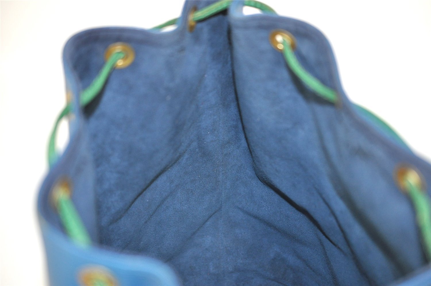 Authentic Louis Vuitton Epi Noe Bi-color Blue x Green Drawstring Bag LV 6261I