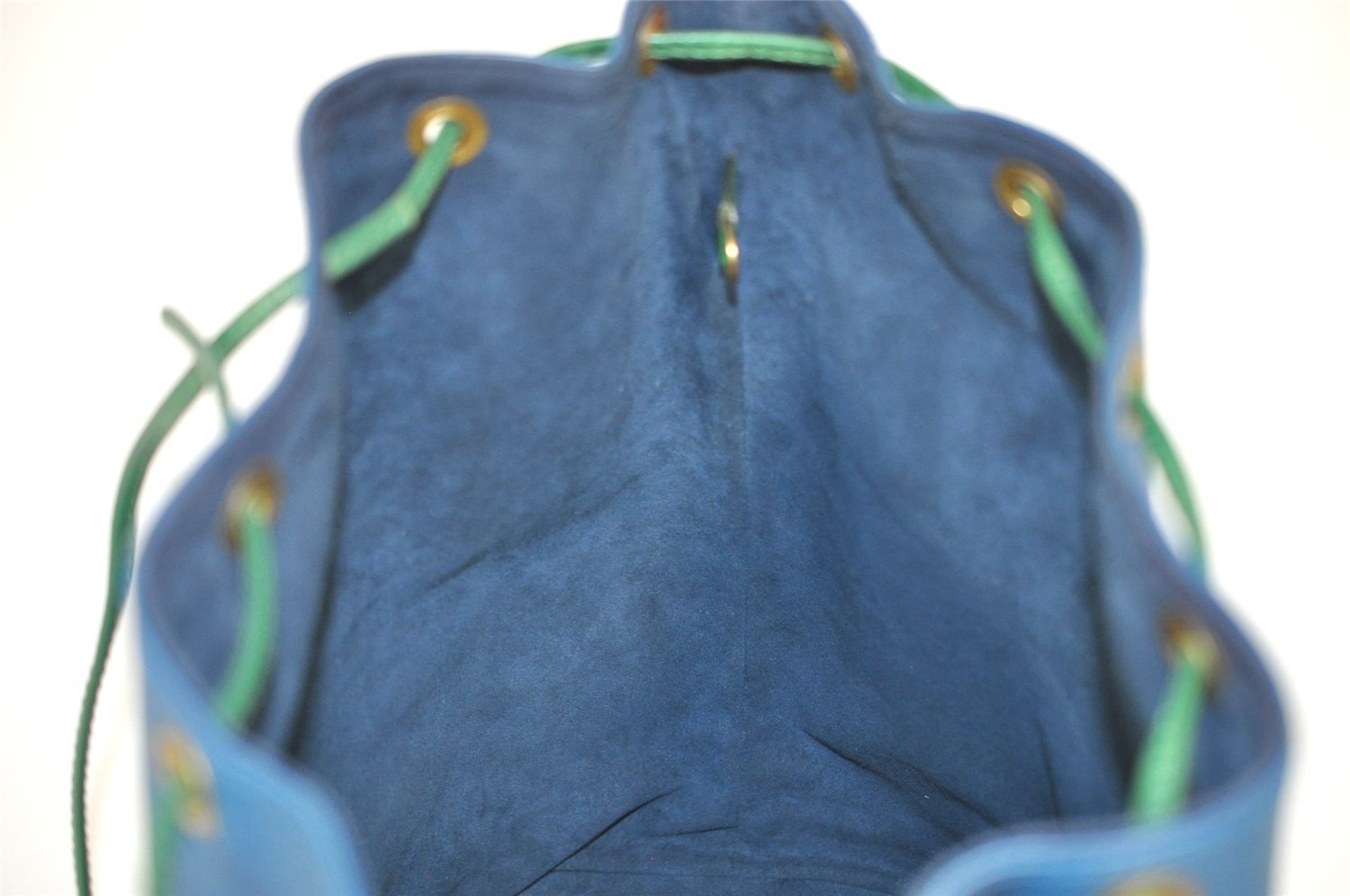 Authentic Louis Vuitton Epi Noe Bi-color Blue x Green Drawstring Bag LV 6261I