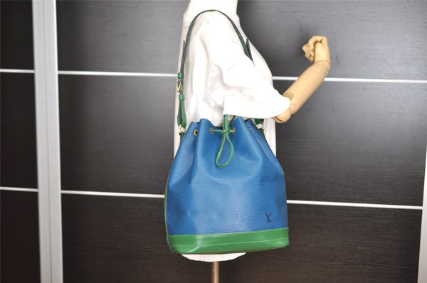 Authentic Louis Vuitton Epi Noe Bi-color Blue x Green Drawstring Bag LV 6261I