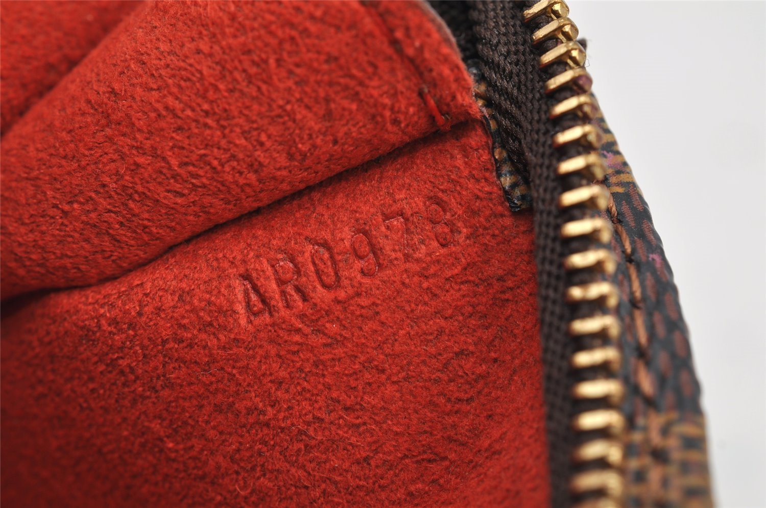 Authentic Louis Vuitton Damier Marais Bucket Shoulder Tote Bag N42240 LV 6270I