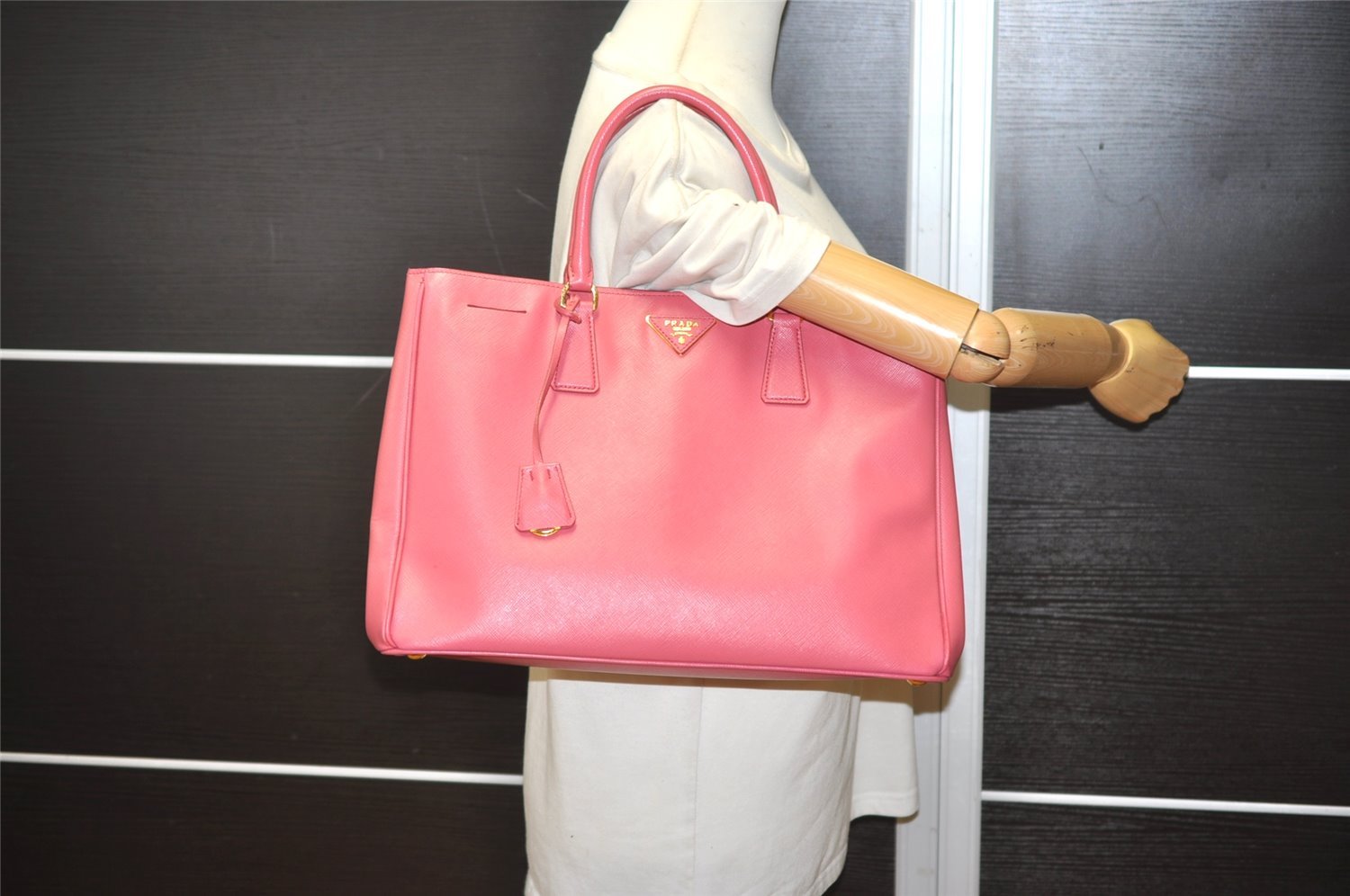 Authentic PRADA Vintage Saffiano Leather Shoulder Hand Tote Bag Pink 6271I