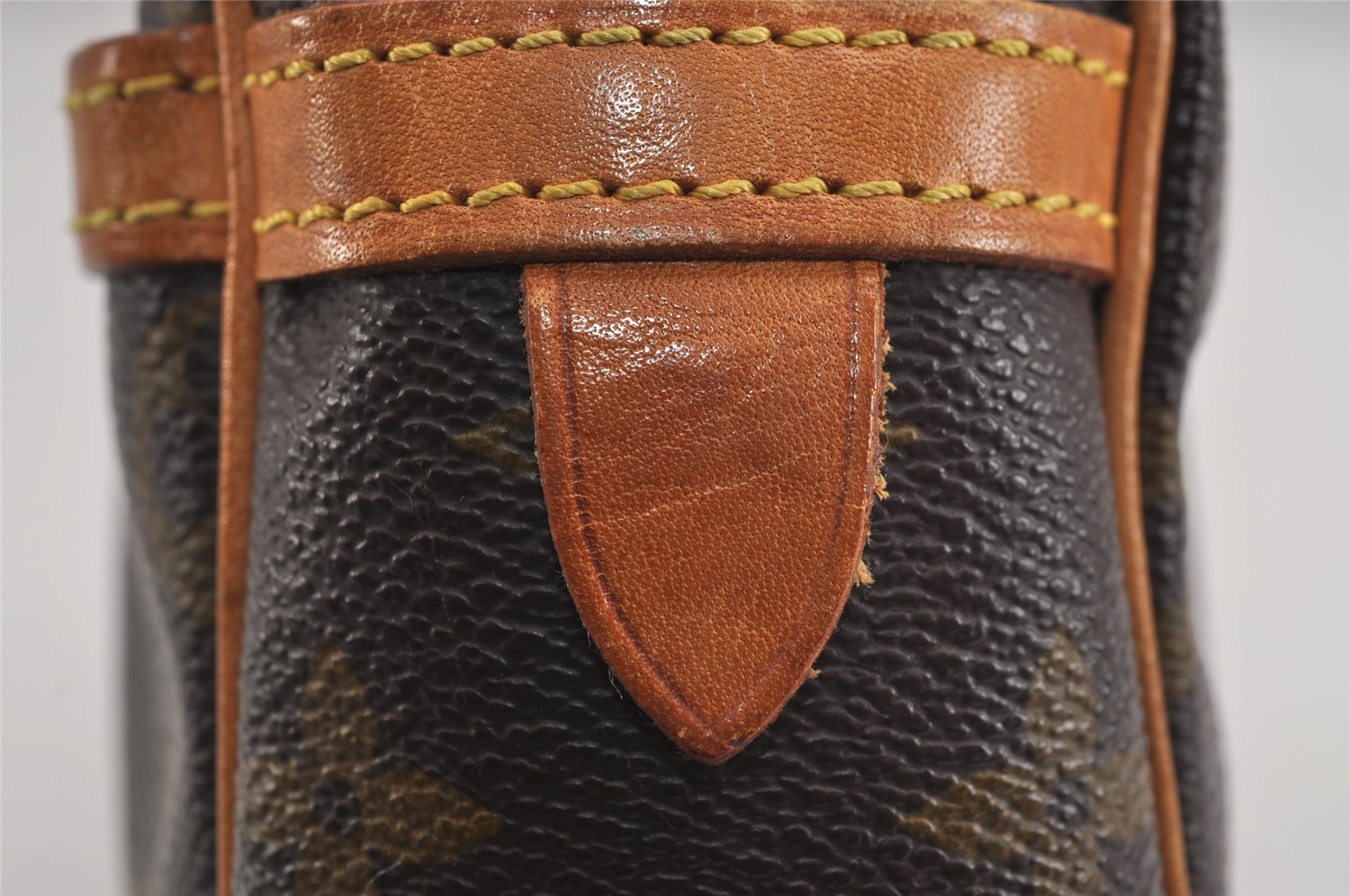 Authentic Louis Vuitton Monogram Compiegne 23 Clutch Hand Bag M51847 LV 6272J