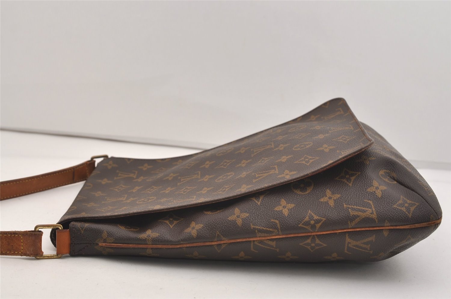 Authentic Louis Vuitton Monogram Musette Shoulder Cross Body Bag M51256 LV 6273J