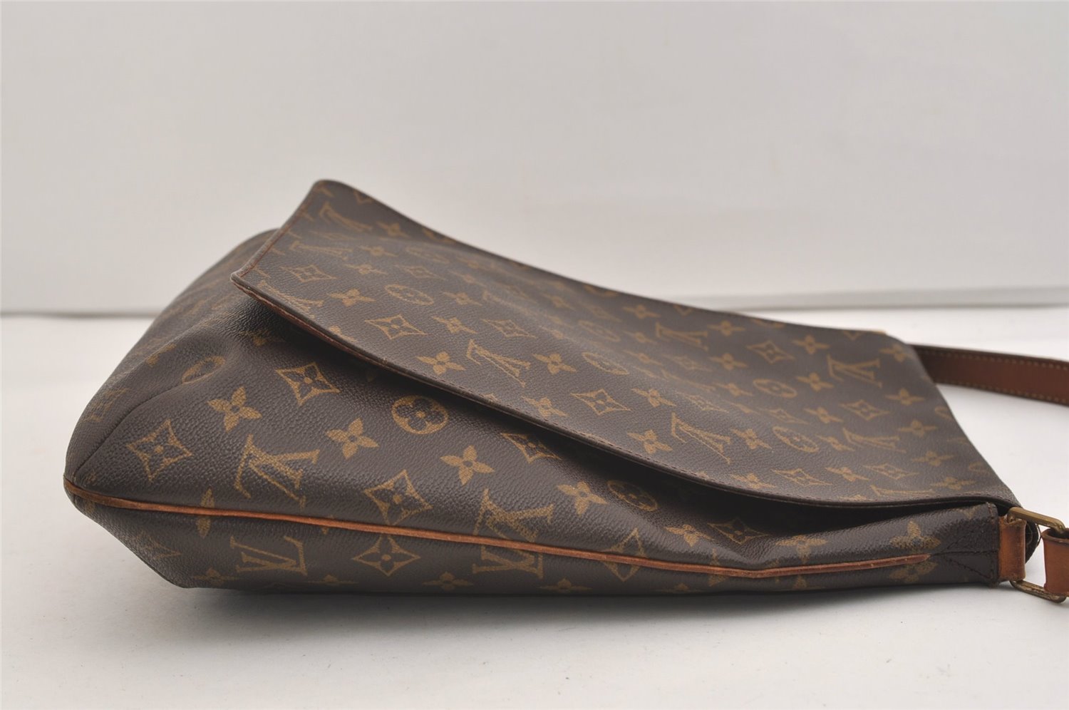 Authentic Louis Vuitton Monogram Musette Shoulder Cross Body Bag M51256 LV 6273J