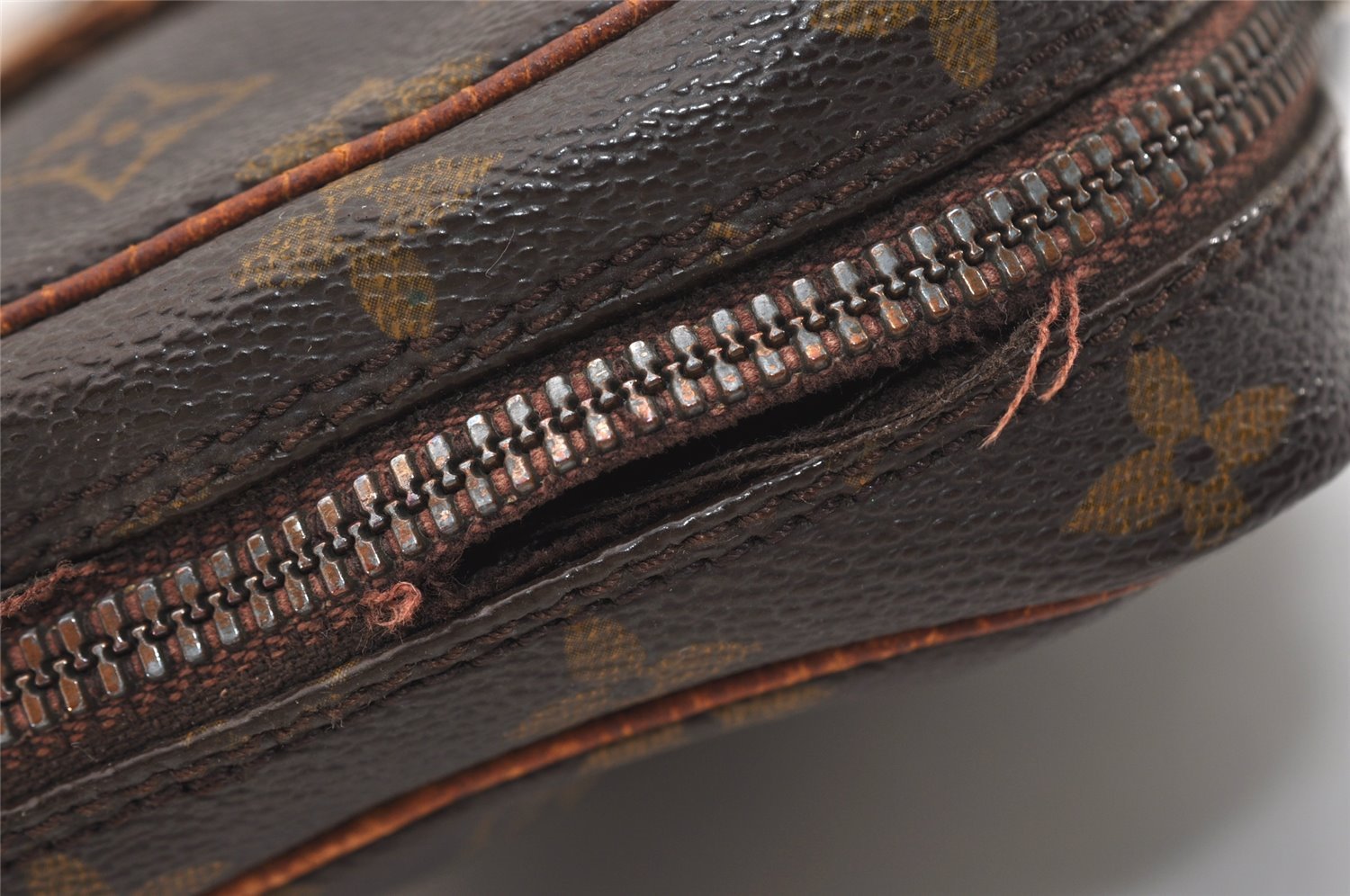 Authentic Louis Vuitton Monogram Danube Shoulder Cross Bag M45266 Junk 6275J