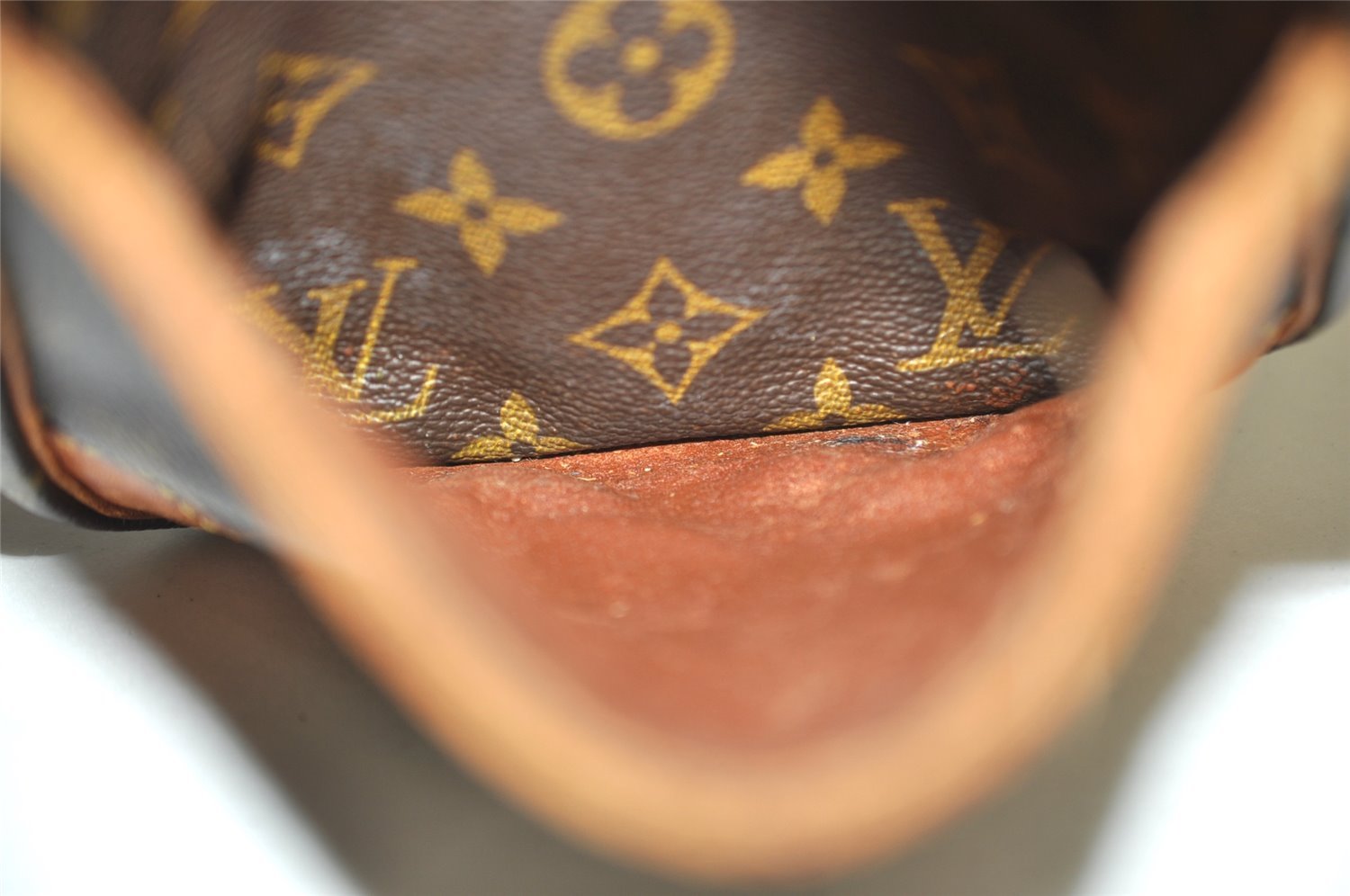 Authentic Louis Vuitton Monogram Danube Shoulder Cross Bag M45266 Junk 6275J