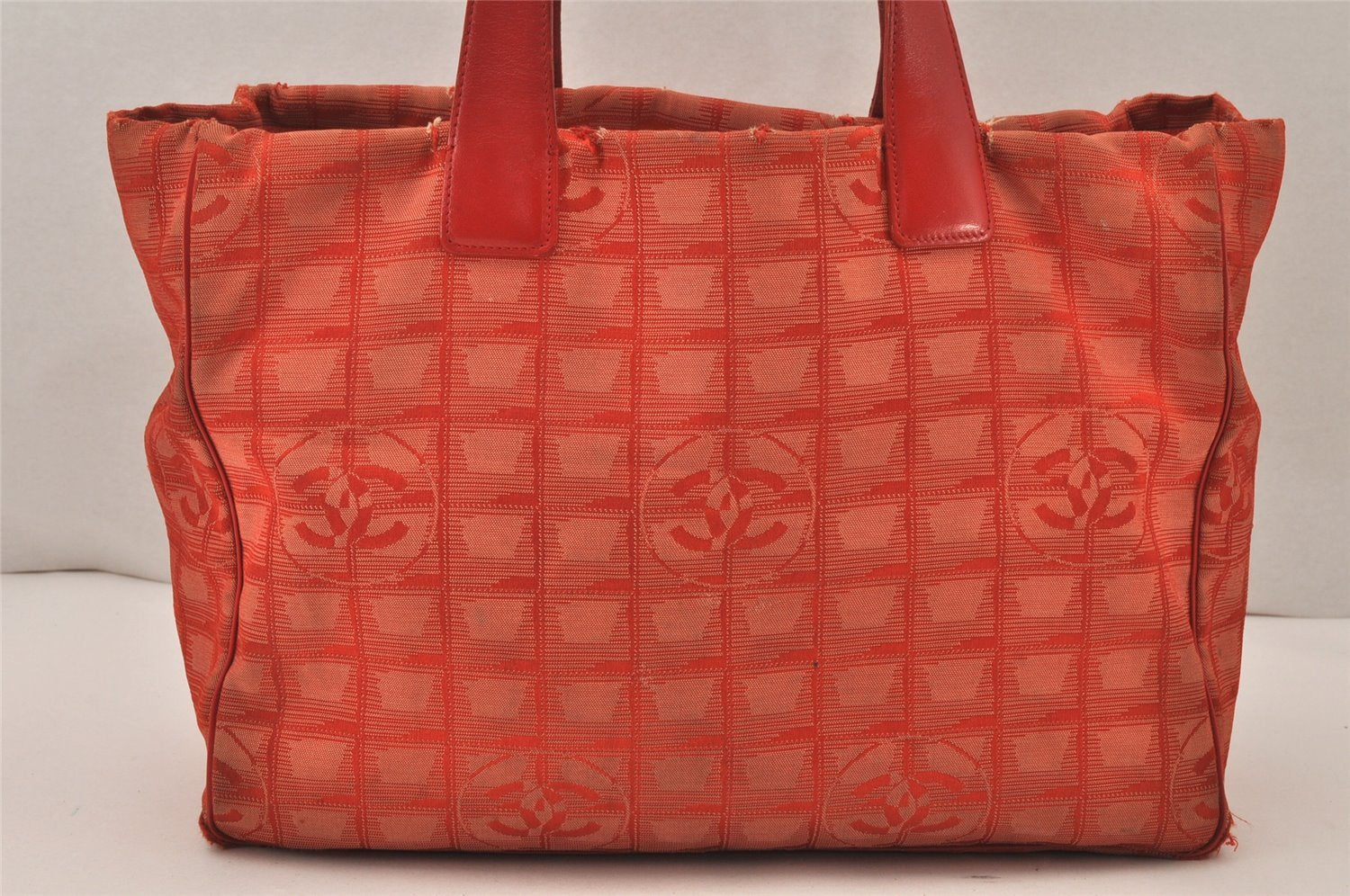 Authentic CHANEL New Travel Line Shoulder Tote Bag Nylon Leather Red 6275K