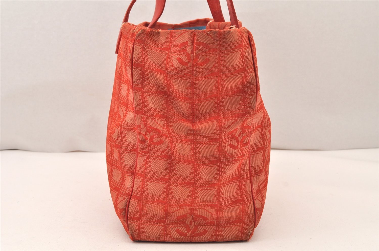 Authentic CHANEL New Travel Line Shoulder Tote Bag Nylon Leather Red 6275K