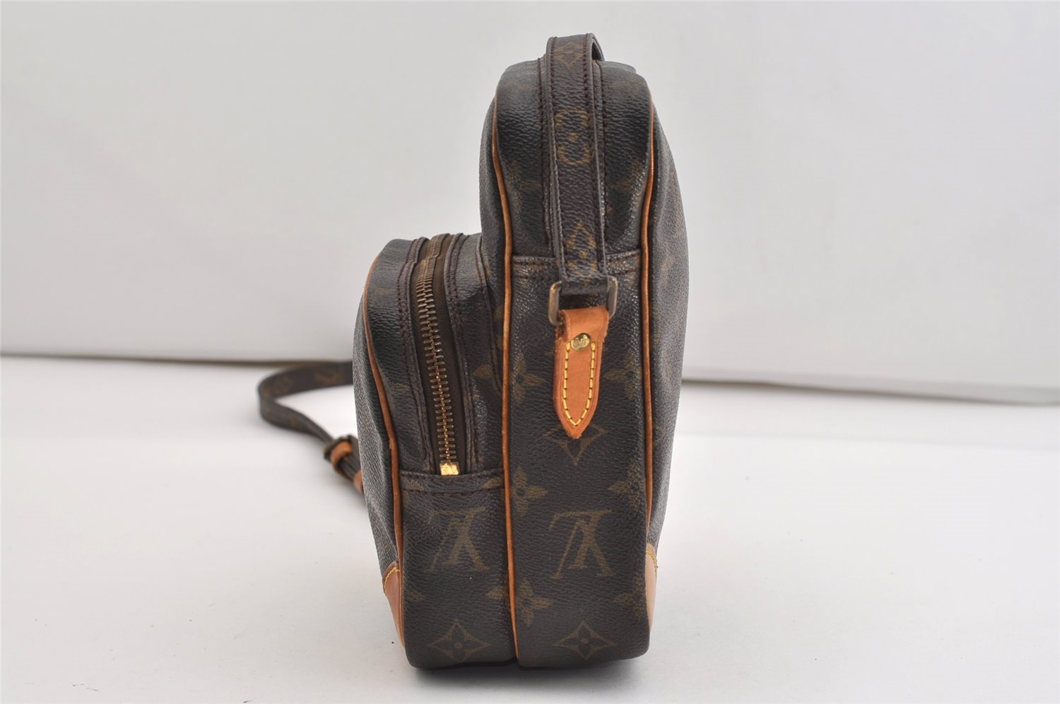 Authentic Louis Vuitton Monogram Amazone Shoulder Cross Body Bag M45236 LV 6277J