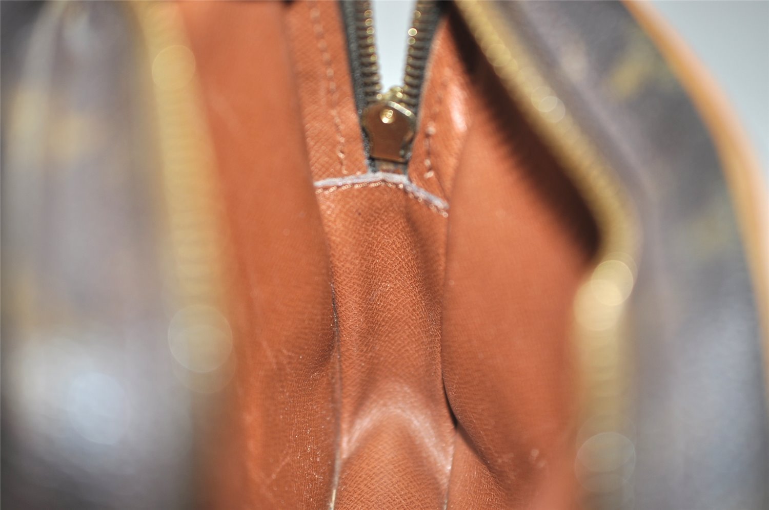 Authentic Louis Vuitton Monogram Amazone Shoulder Cross Body Bag M45236 LV 6277J