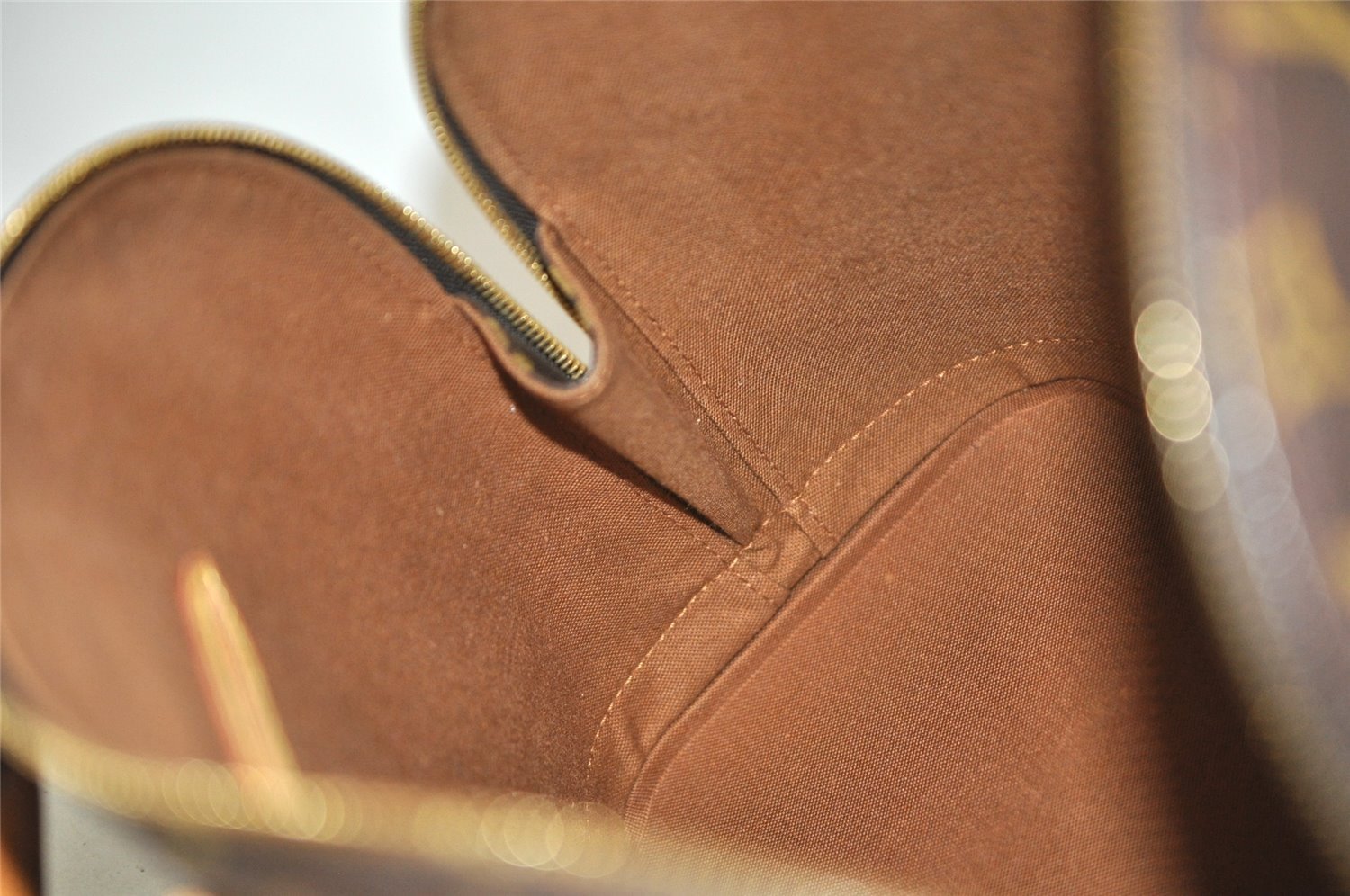 Authentic Louis Vuitton Monogram Alma Hand Bag Purse M51130 LV 6281I