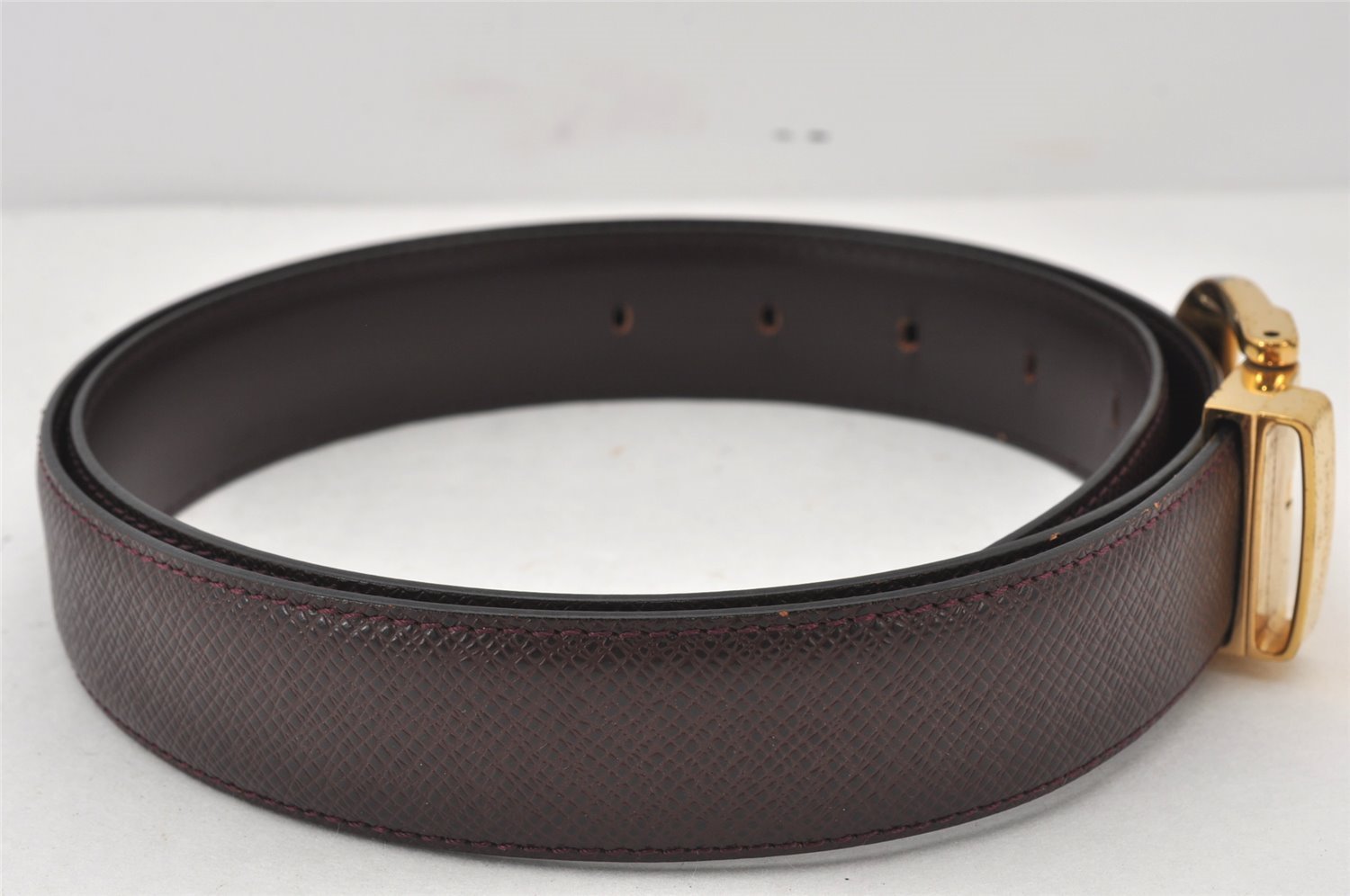 Auth Louis Vuitton Taiga Belt Ceinture 86-96cm 33.9-37.8