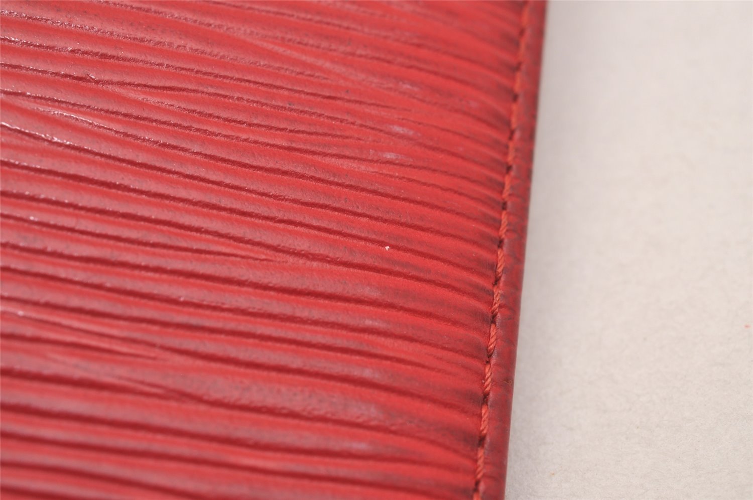 Authentic Louis Vuitton Epi Pochette Cartes Visite Card Case Red M56577 LV 6291J