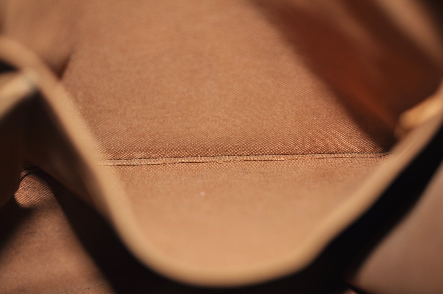 Authentic Louis Vuitton Monogram Popincourt Haut Shoulder Bag M40007 LV 6292H