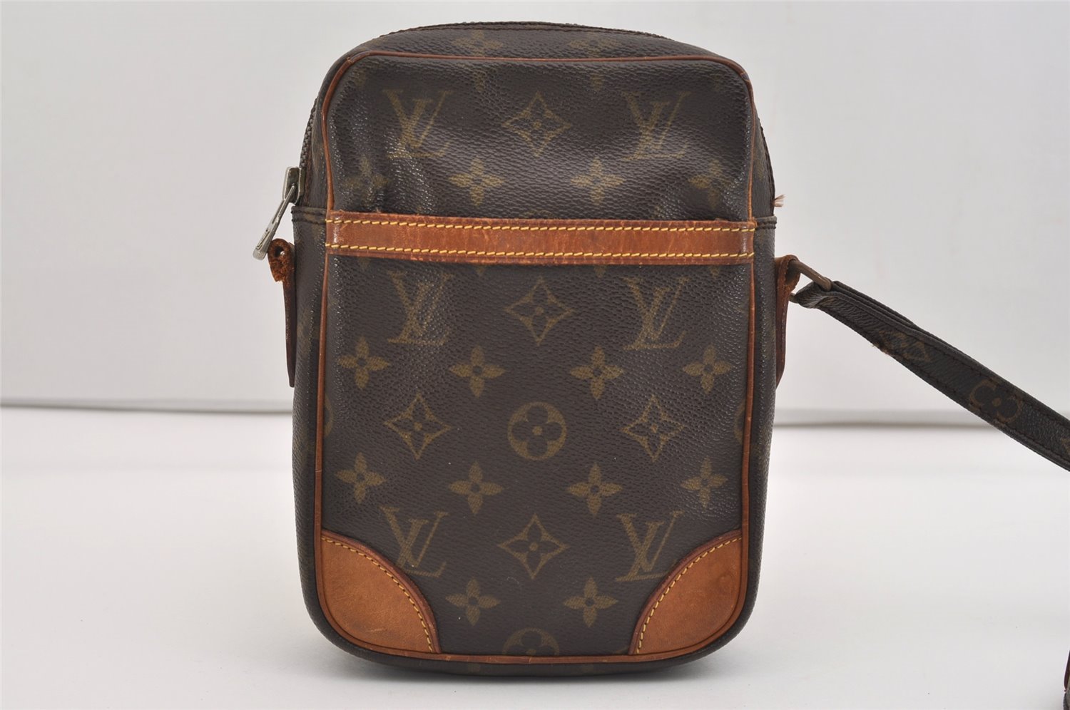 Authentic Louis Vuitton Monogram Danube Shoulder Cross Bag M45266 Junk 6294J