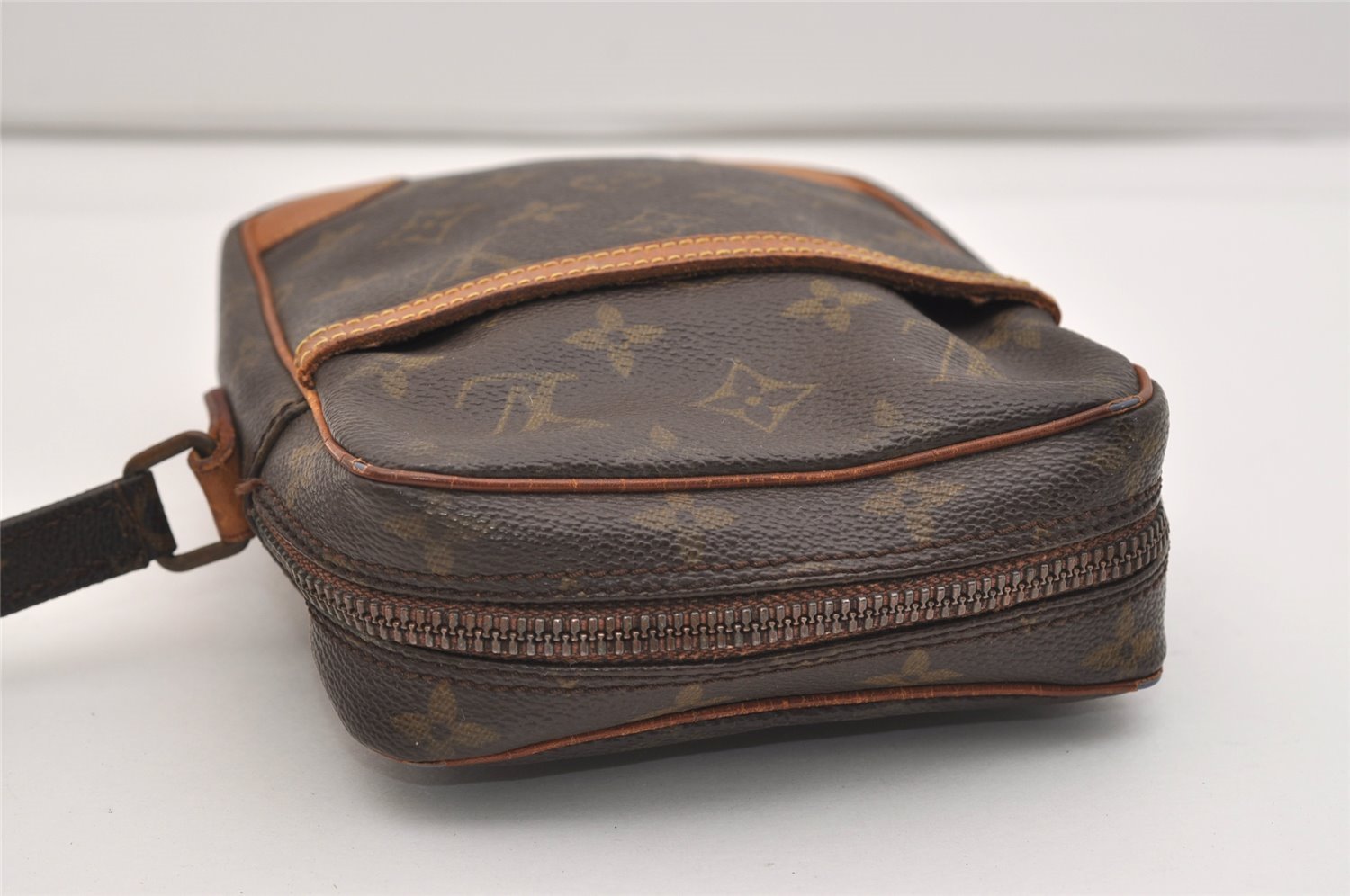 Authentic Louis Vuitton Monogram Danube Shoulder Cross Bag M45266 Junk 6294J