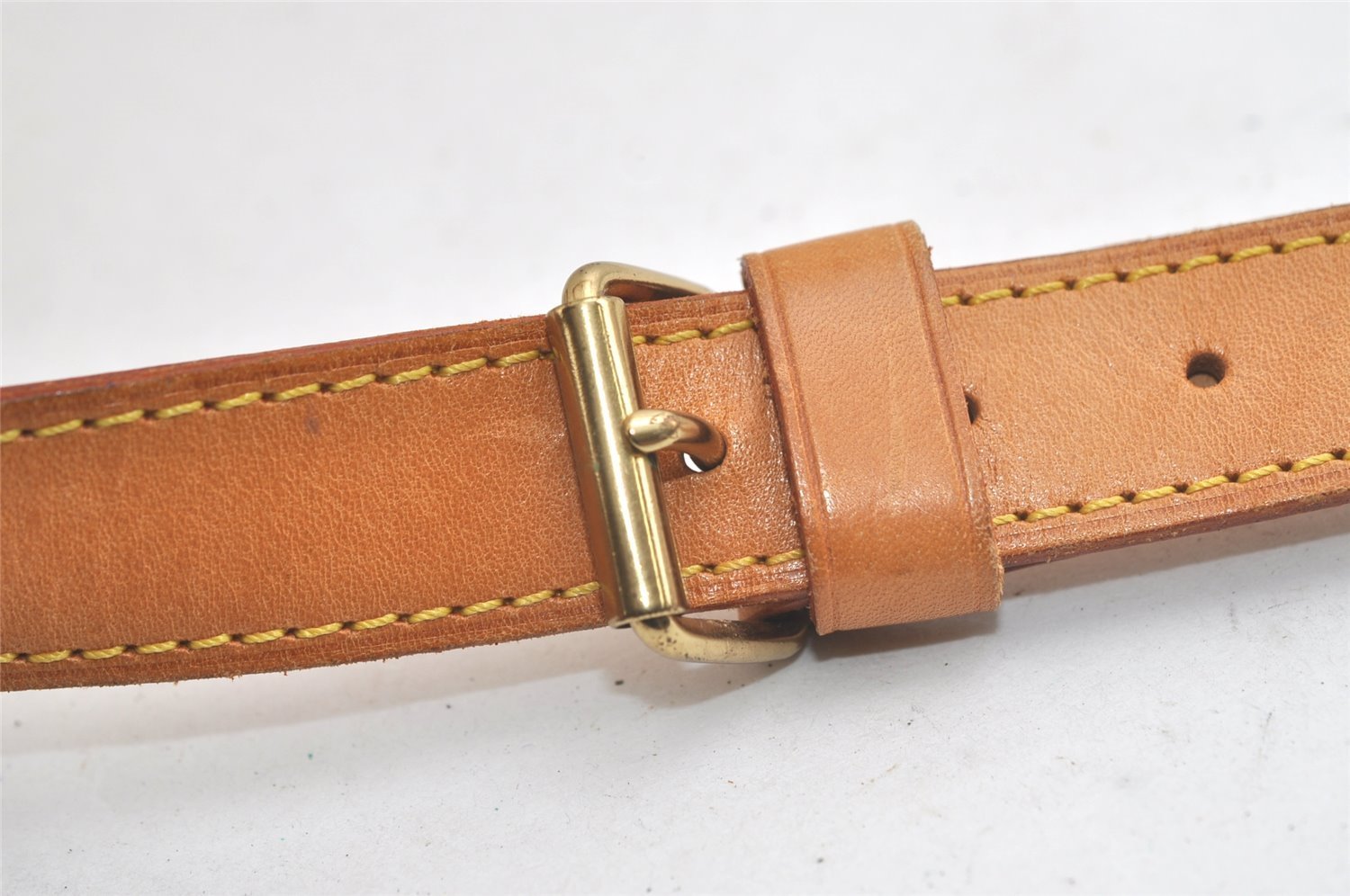 Authentic Louis Vuitton Leather Shoulder Strap Beige 40.2-47.4