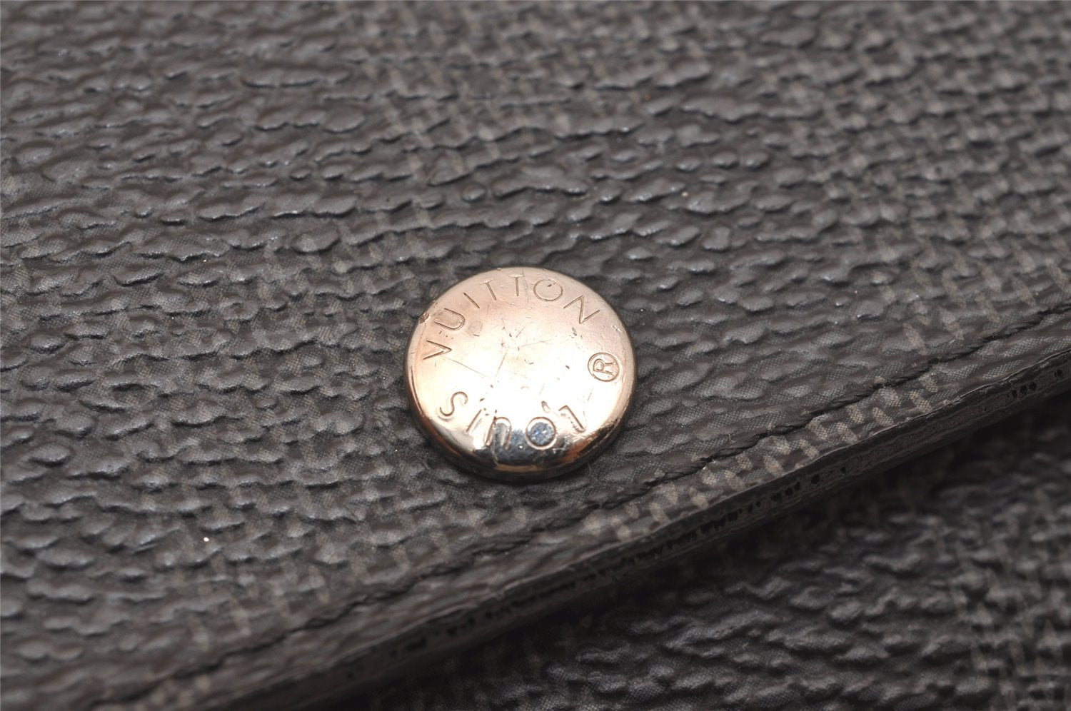 Authentic Louis Vuitton Damier Graphite Multicles 6 Key Case M62662 LV 6304J