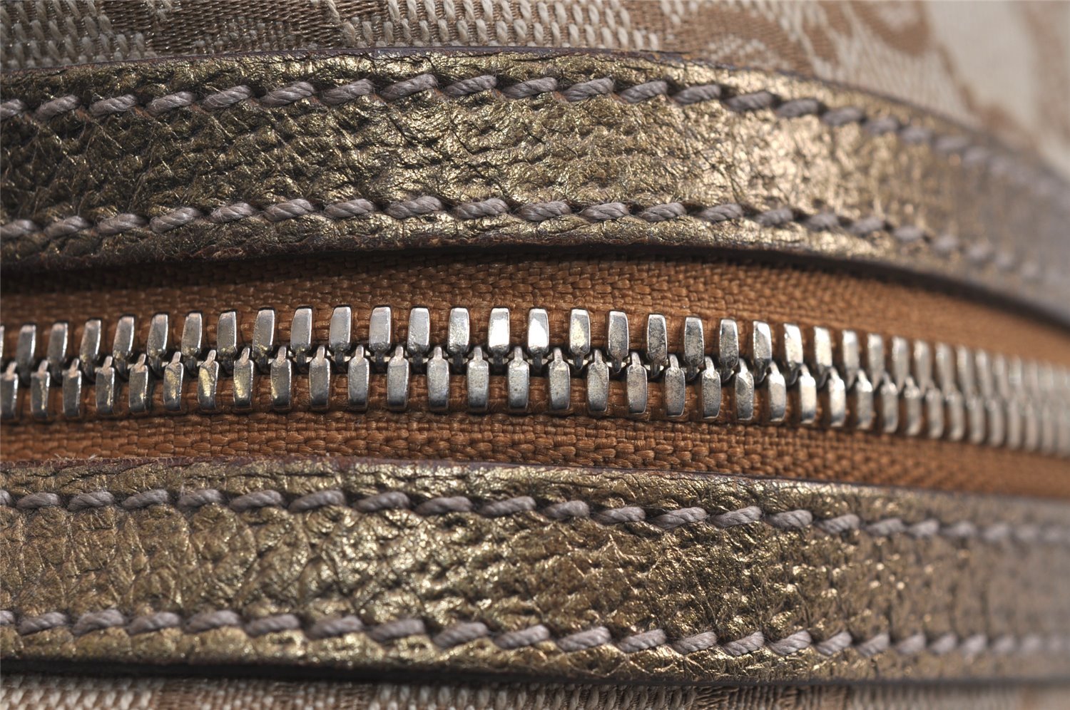 Authentic GUCCI Princy Ribbon Shoulder Hand Bag GG Canvas Leather Beige 6309J