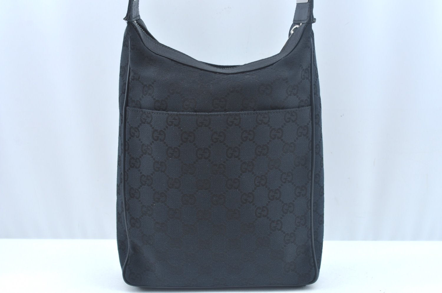 Authentic GUCCI Shoulder Hand Bag Purse GG Canvas Leather 0190537 Black 6315J