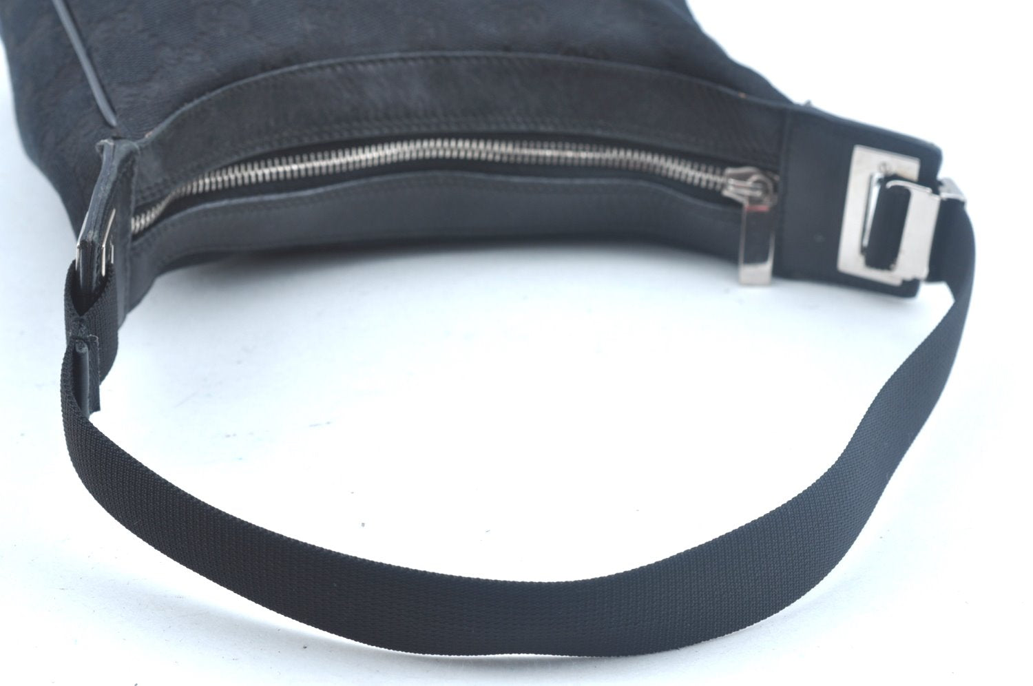 Authentic GUCCI Shoulder Hand Bag Purse GG Canvas Leather 0190537 Black 6315J