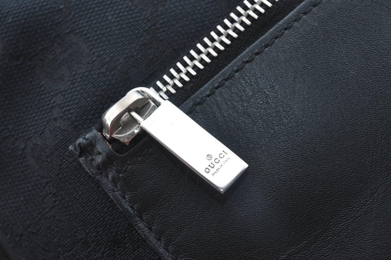 Authentic GUCCI Shoulder Hand Bag Purse GG Canvas Leather 0190537 Black 6315J