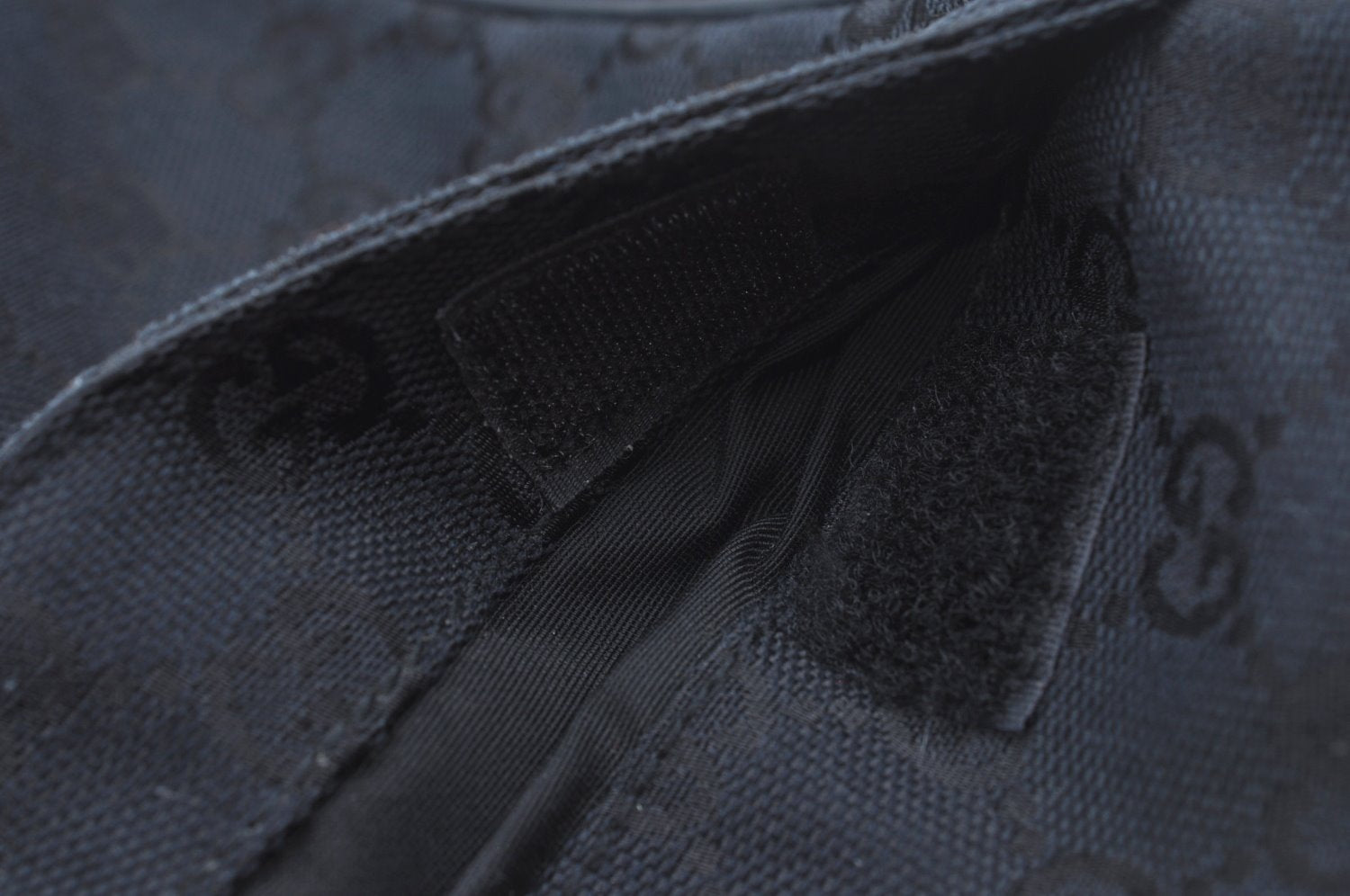 Authentic GUCCI Shoulder Hand Bag Purse GG Canvas Leather 0190537 Black 6315J