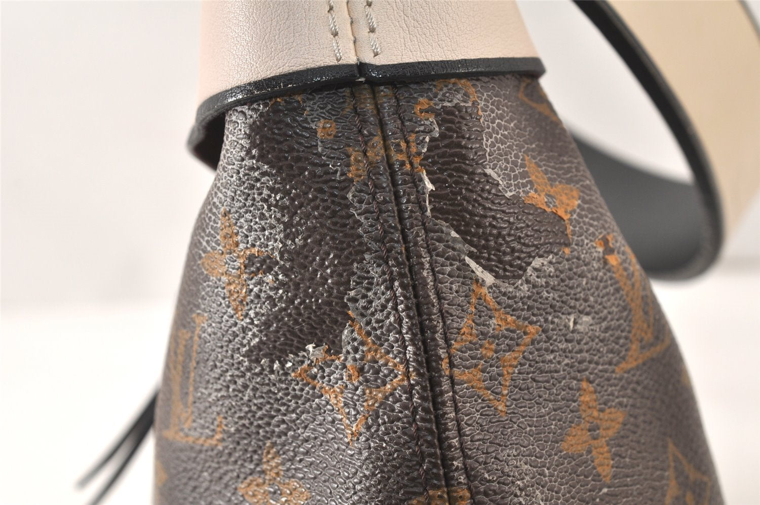 Authentic Louis Vuitton Monogram Tuileries Besace M43576 2Way Shoulder Bag 6315K