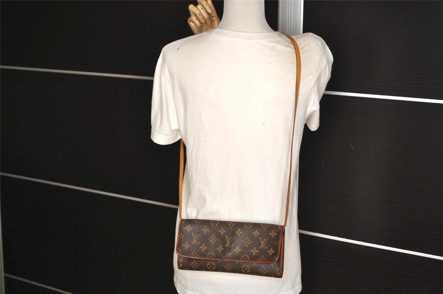 Authentic Louis Vuitton Monogram Pochette Twin GM Shoulder Bag M51852 LV 6319J
