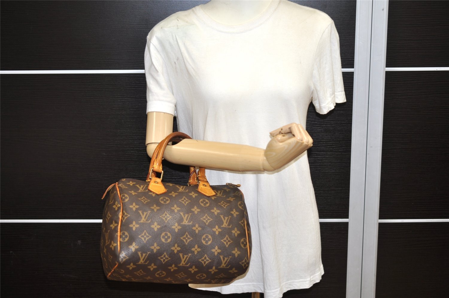 Authentic Louis Vuitton Monogram Speedy 25 Boston Hand Bag M41528 LV 6323K