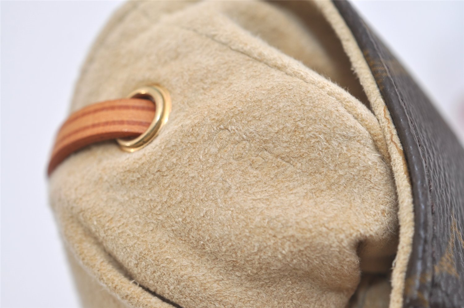 Authentic Louis Vuitton Monogram Pochette Cancun Hand Pouch M60018 LV 6324J