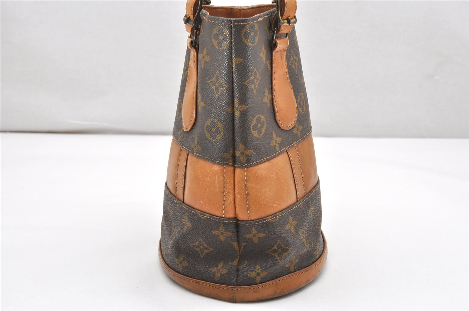 Authentic Louis Vuitton Monogram Bucket PM Shoulder Bag USA Old Model LV 6325K