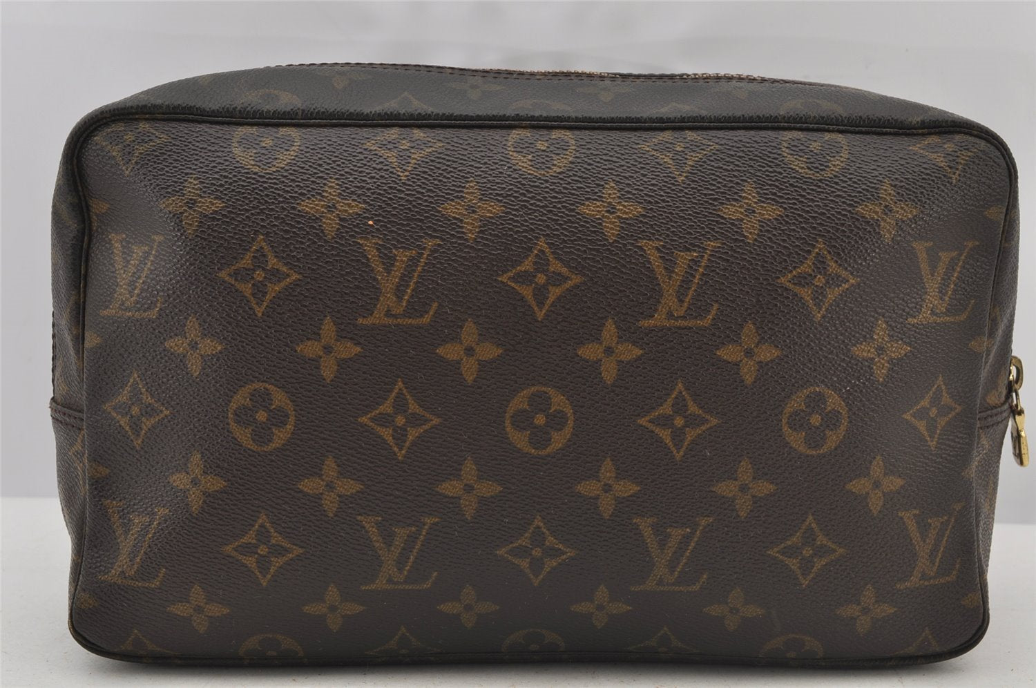 Auth Louis Vuitton Monogram Trousse Toilette 28 Clutch Hand Bag M47522 LV 6327J