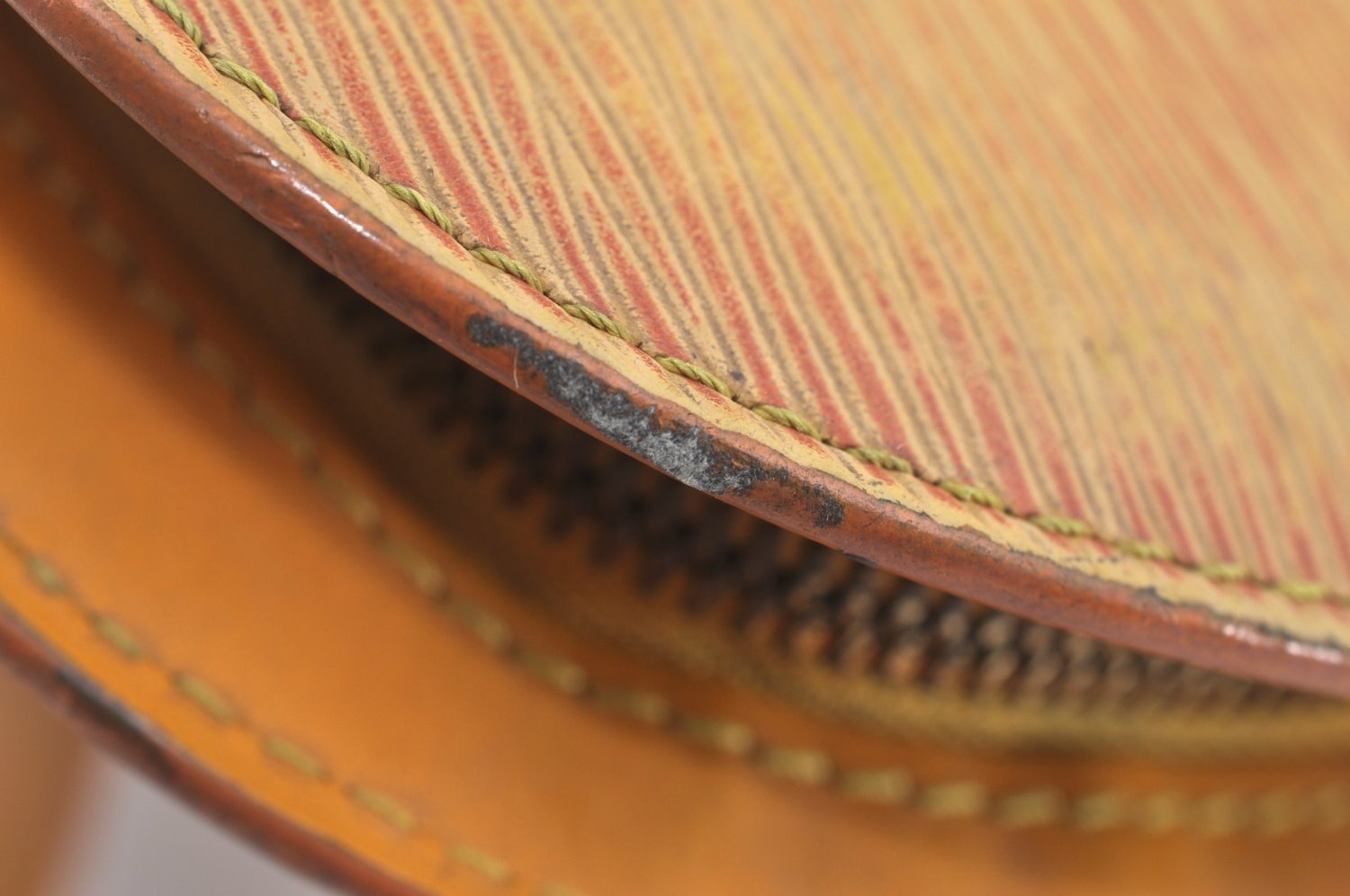 Authentic Louis Vuitton Epi Russac Shoulder Tote Bag Yellow M52289 LV 6329F