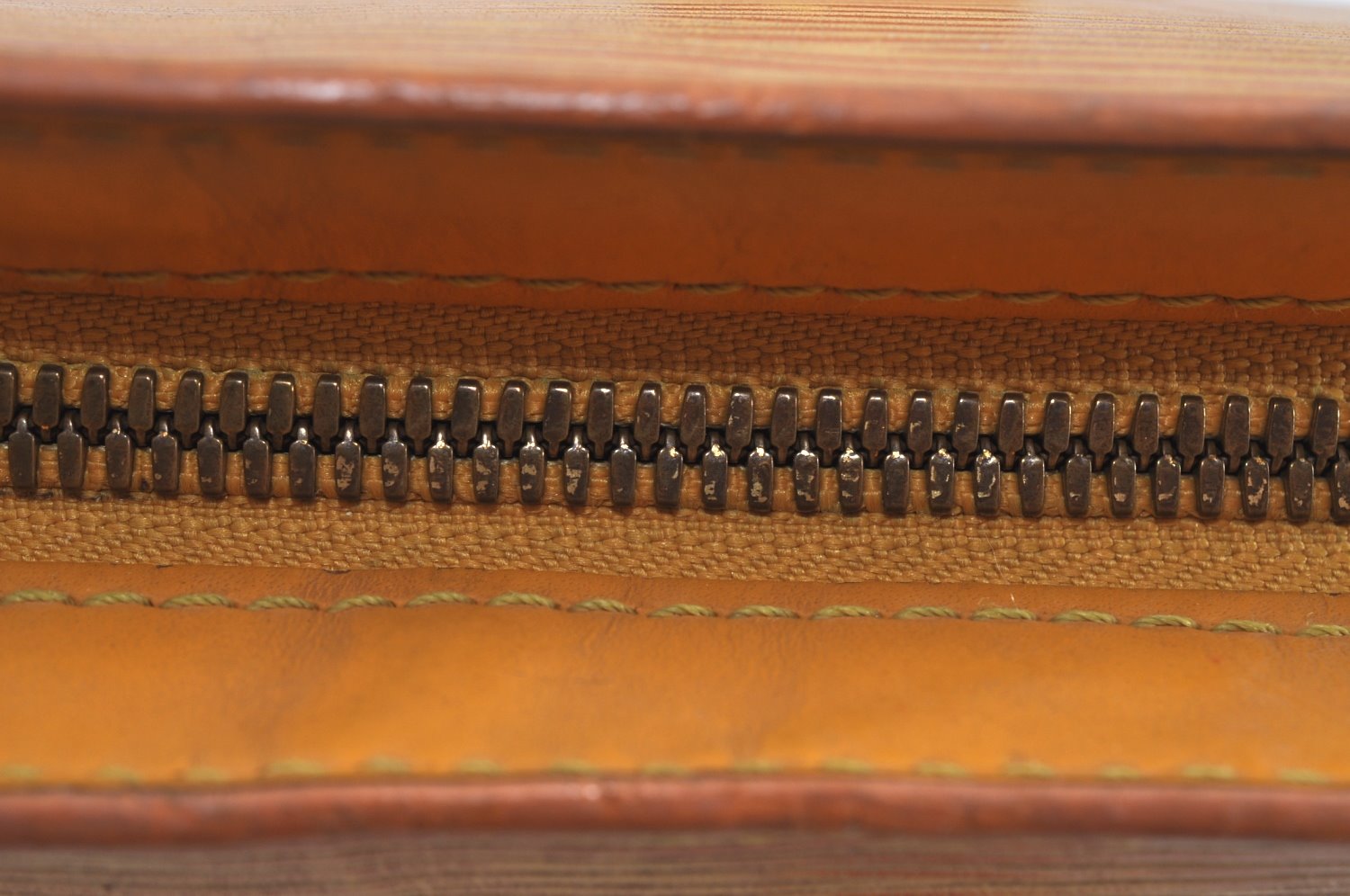 Authentic Louis Vuitton Epi Russac Shoulder Tote Bag Yellow M52289 LV 6329F