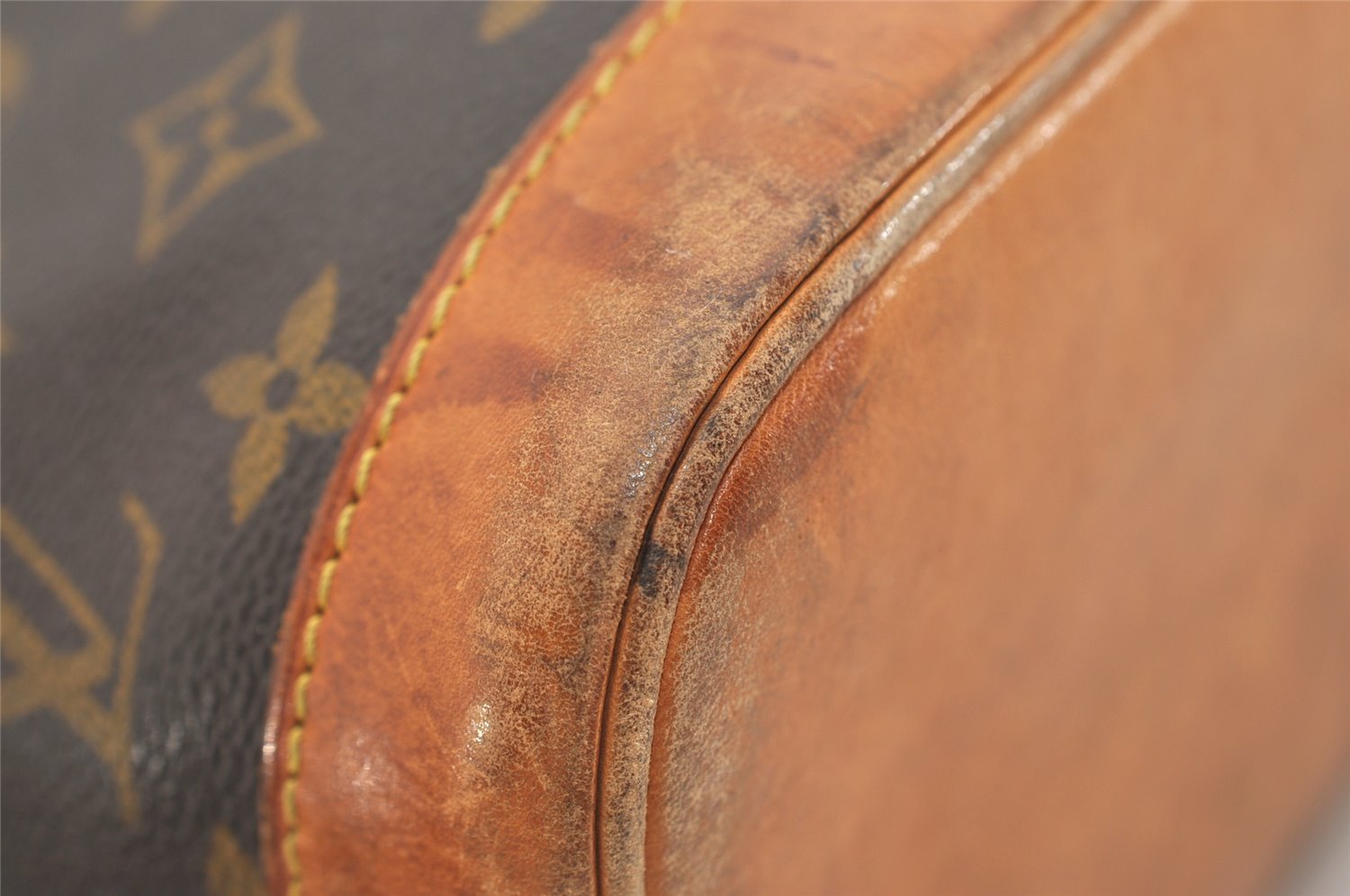 Authentic Louis Vuitton Monogram Alma Hand Bag Purse M51130 LV 6333J