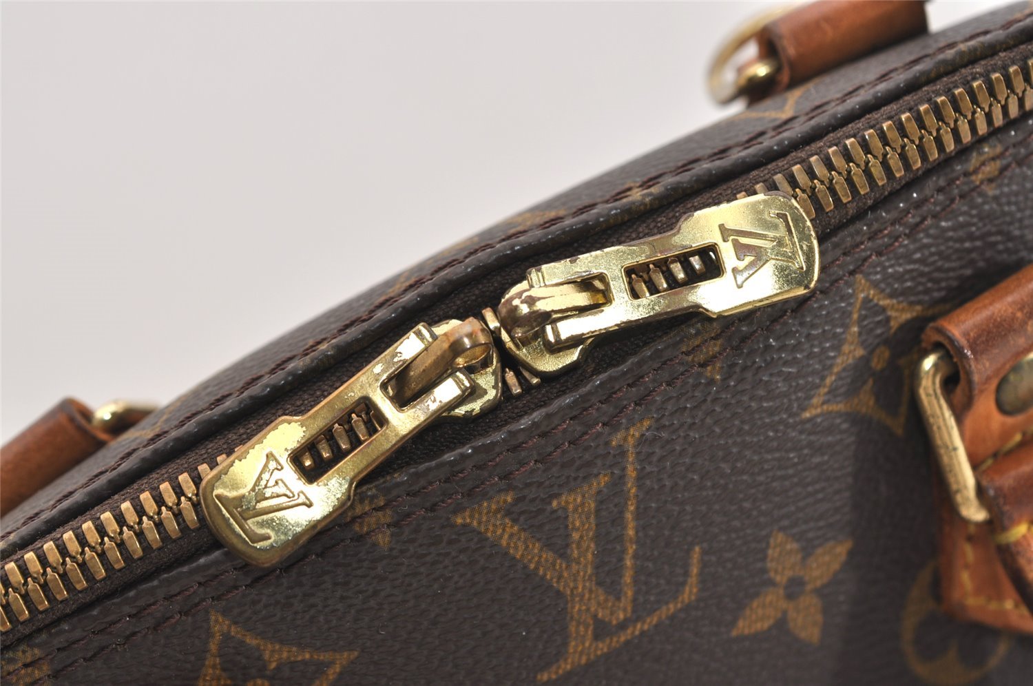 Authentic Louis Vuitton Monogram Alma Hand Bag Purse M51130 LV 6333J