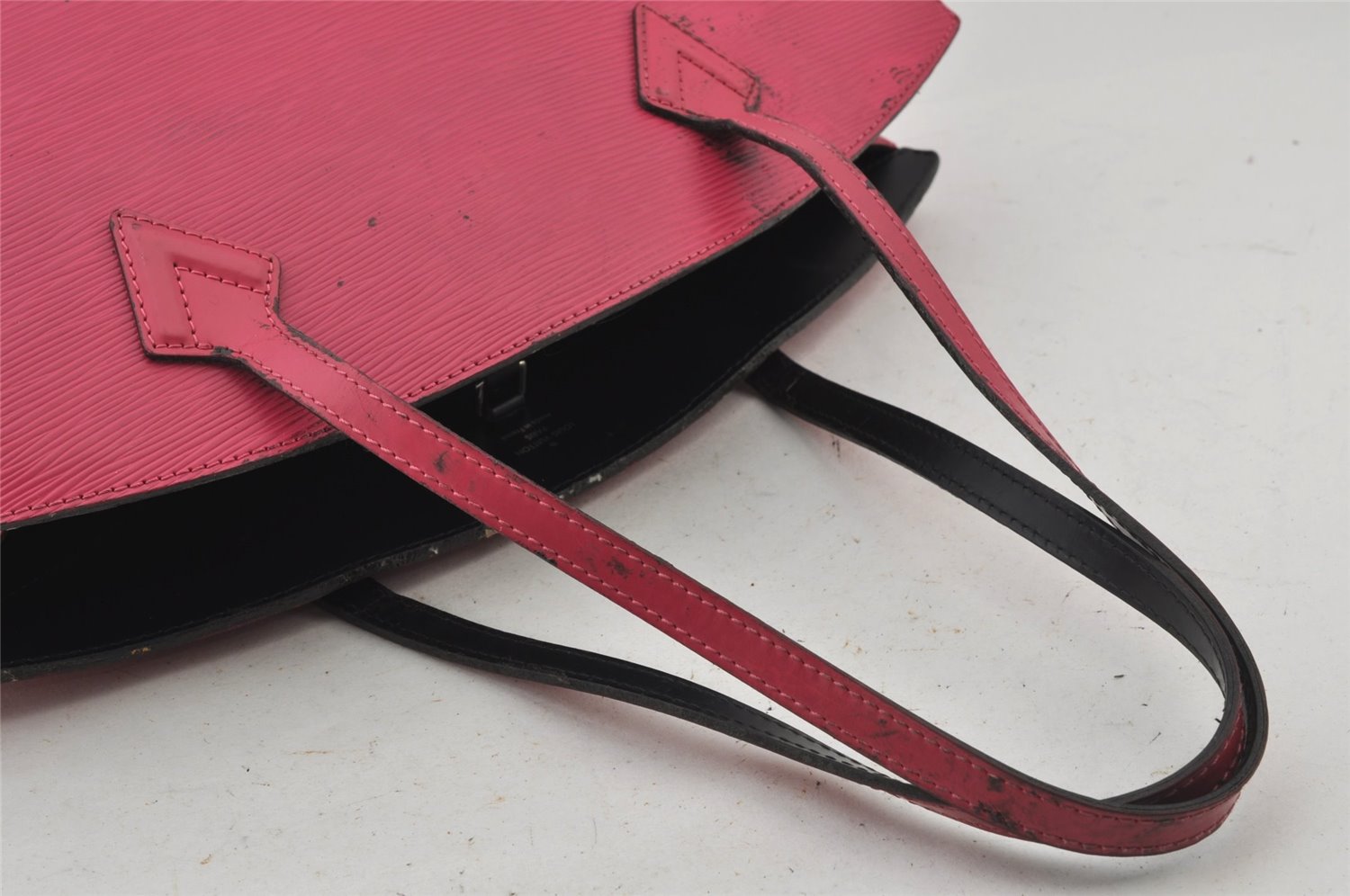 Authentic Louis Vuitton Epi Saint Jacques Shoulder Bag Pink M50044 LV 6337J