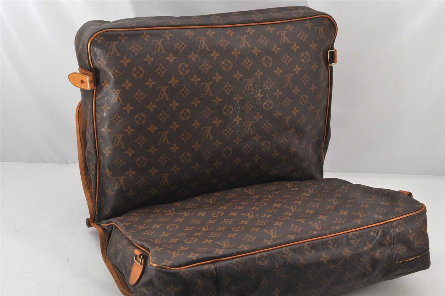 Auth Louis Vuitton Monogram Sac Chasse 2Way Shoulder Boston Bag M41140 LV 6339K