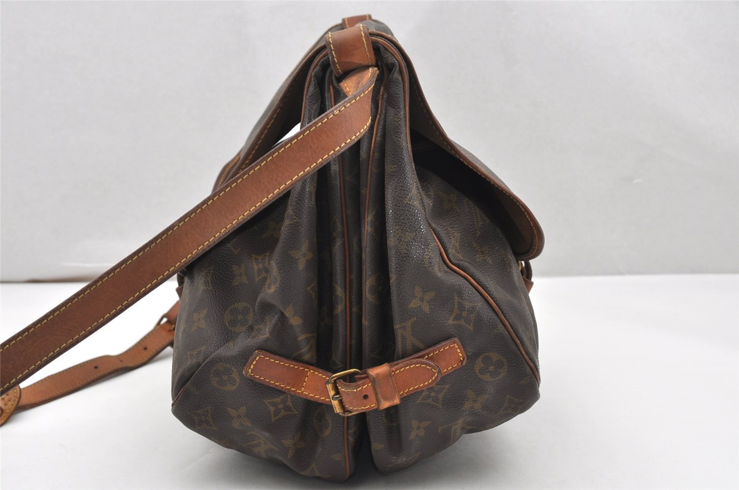 Authentic Louis Vuitton Monogram Saumur 35 Shoulder Cross Bag M42254 LV 6340K