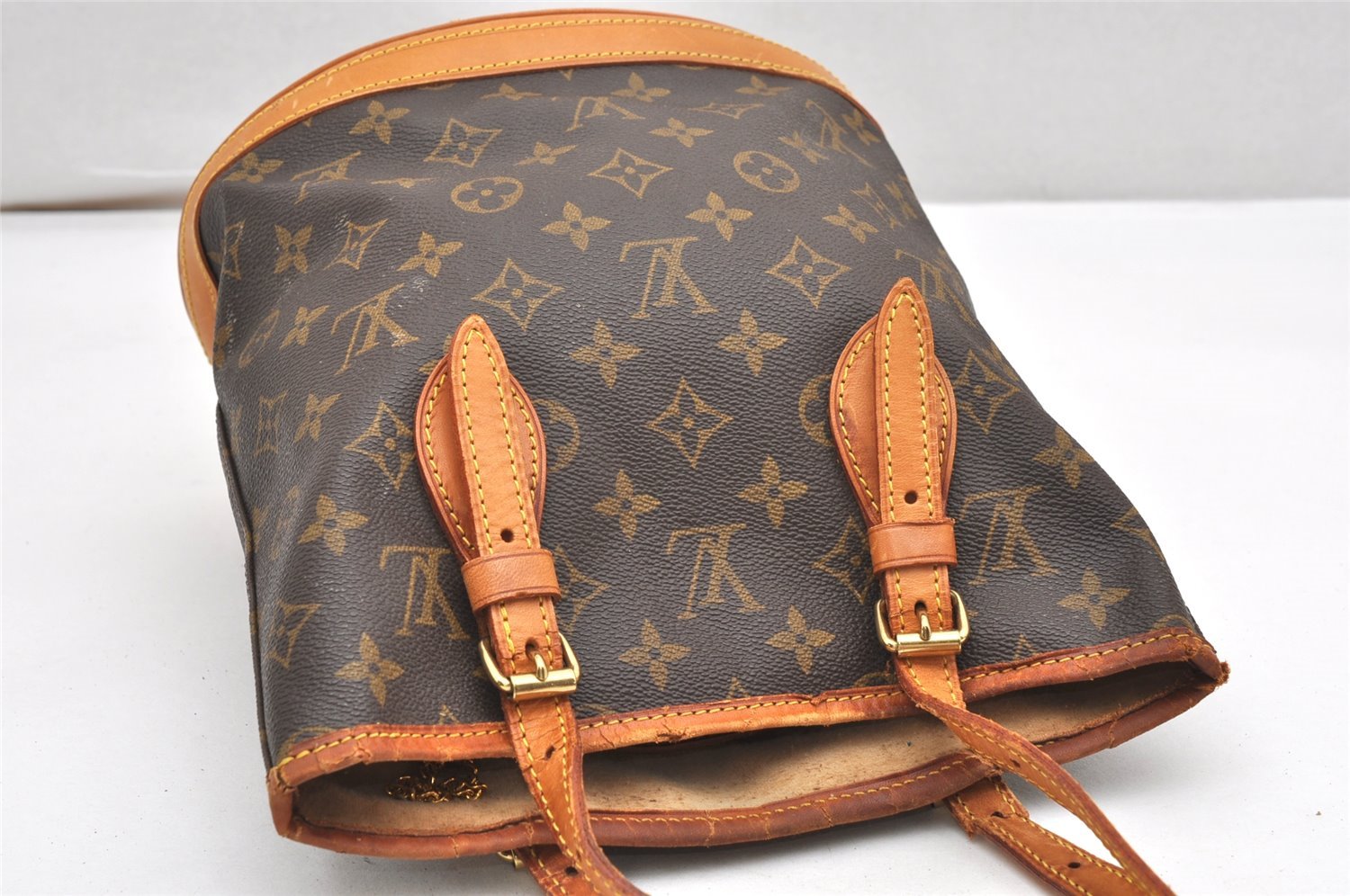 Authentic Louis Vuitton Monogram Bucket PM Shoulder Tote Bag M42238 Junk 6341K