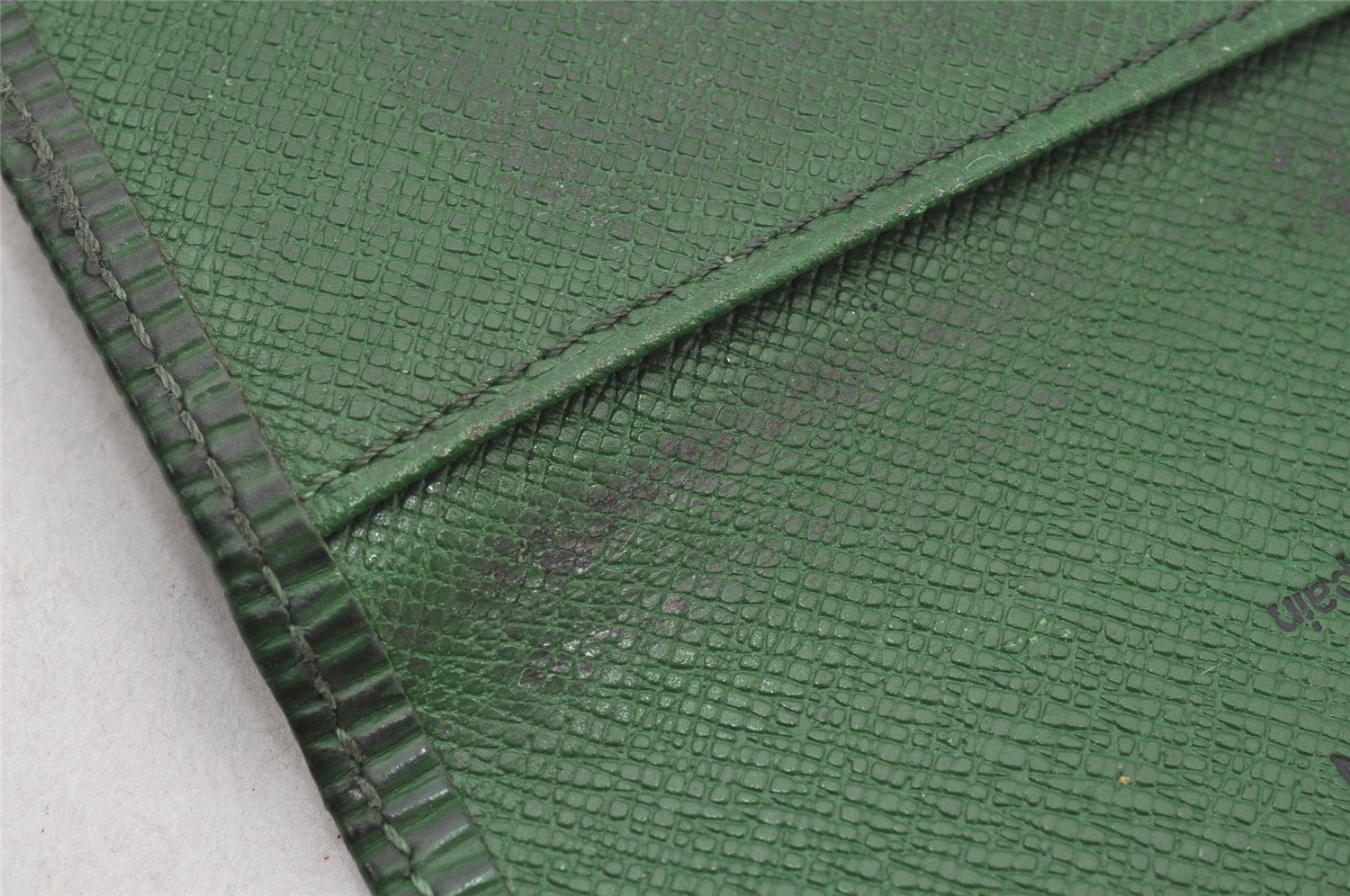 Authentic Louis Vuitton Epi Multicles 4 Key Case Green M63824 LV 6343K